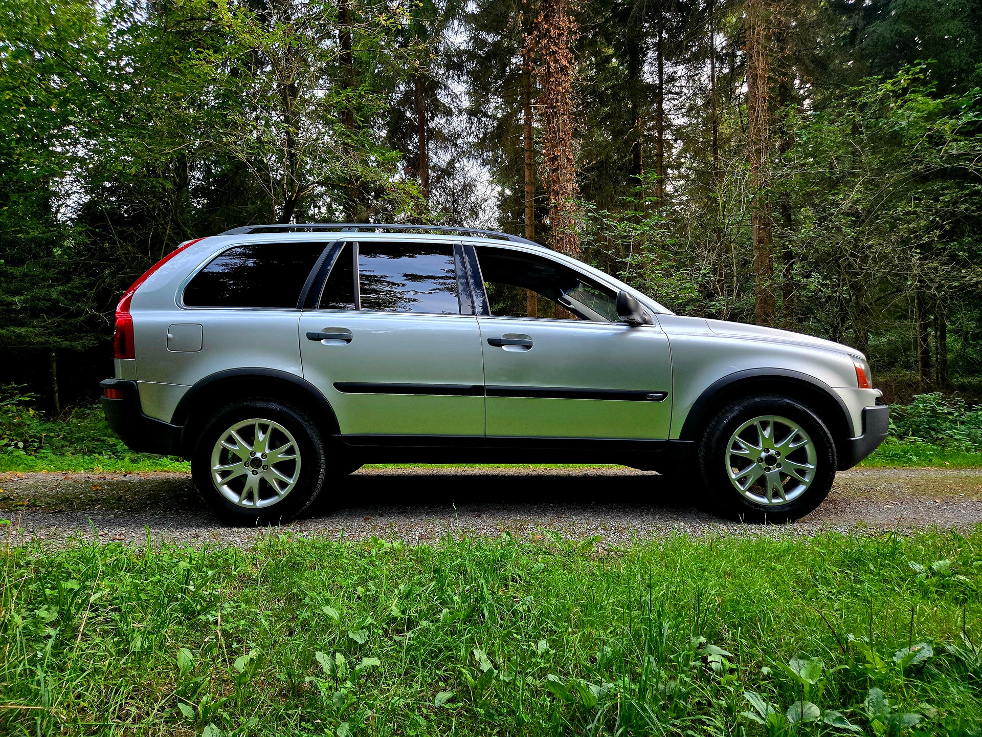 VOLVO XC90 2.5T AWD Geartronic-image-2