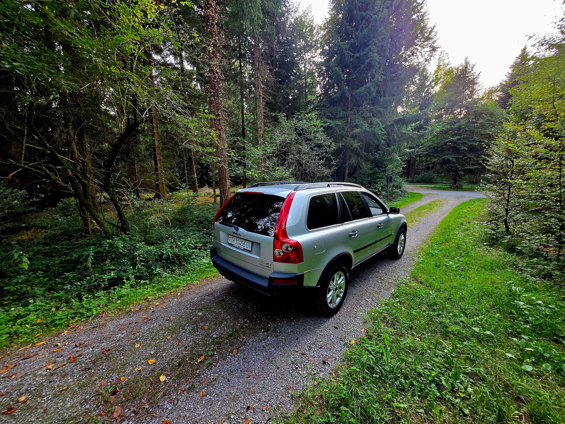 VOLVO XC90 2.5T AWD Geartronic-image-12