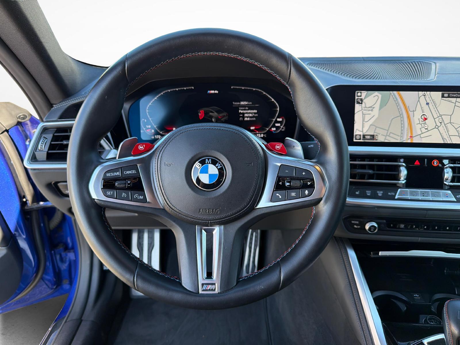 BMW M4 Competition xDrive Coupé-image-12