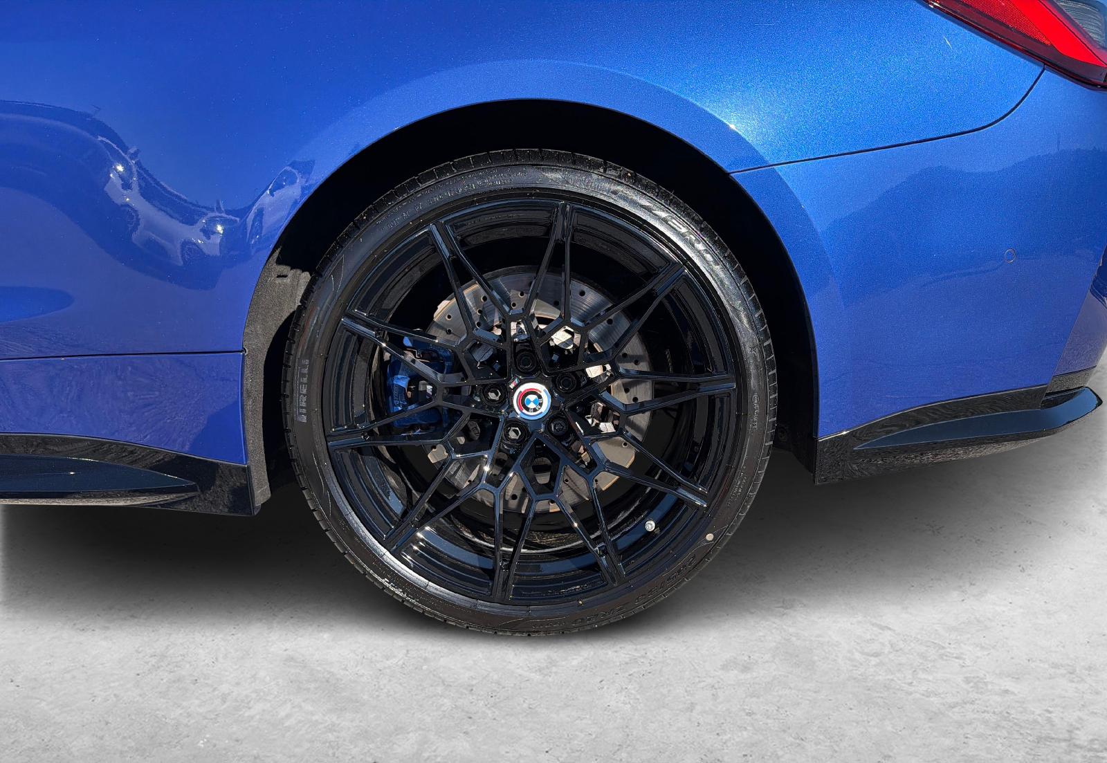 BMW M4 Competition xDrive Coupé-image-9