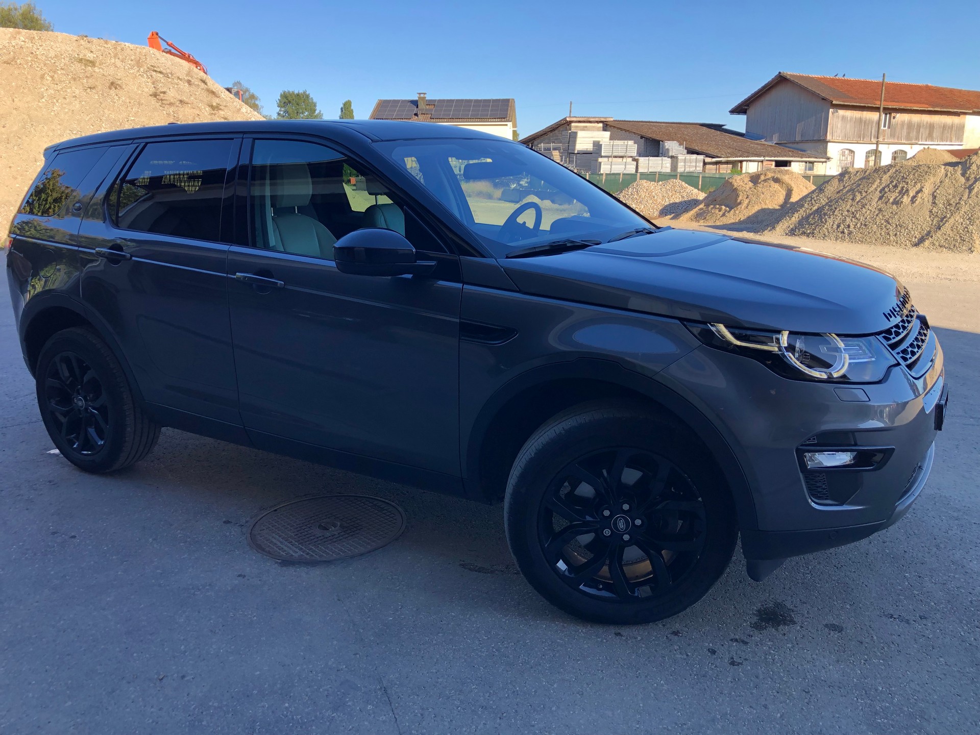 LAND ROVER Discovery Sport 2.0 Si4 HSE Luxury AT9-image-2