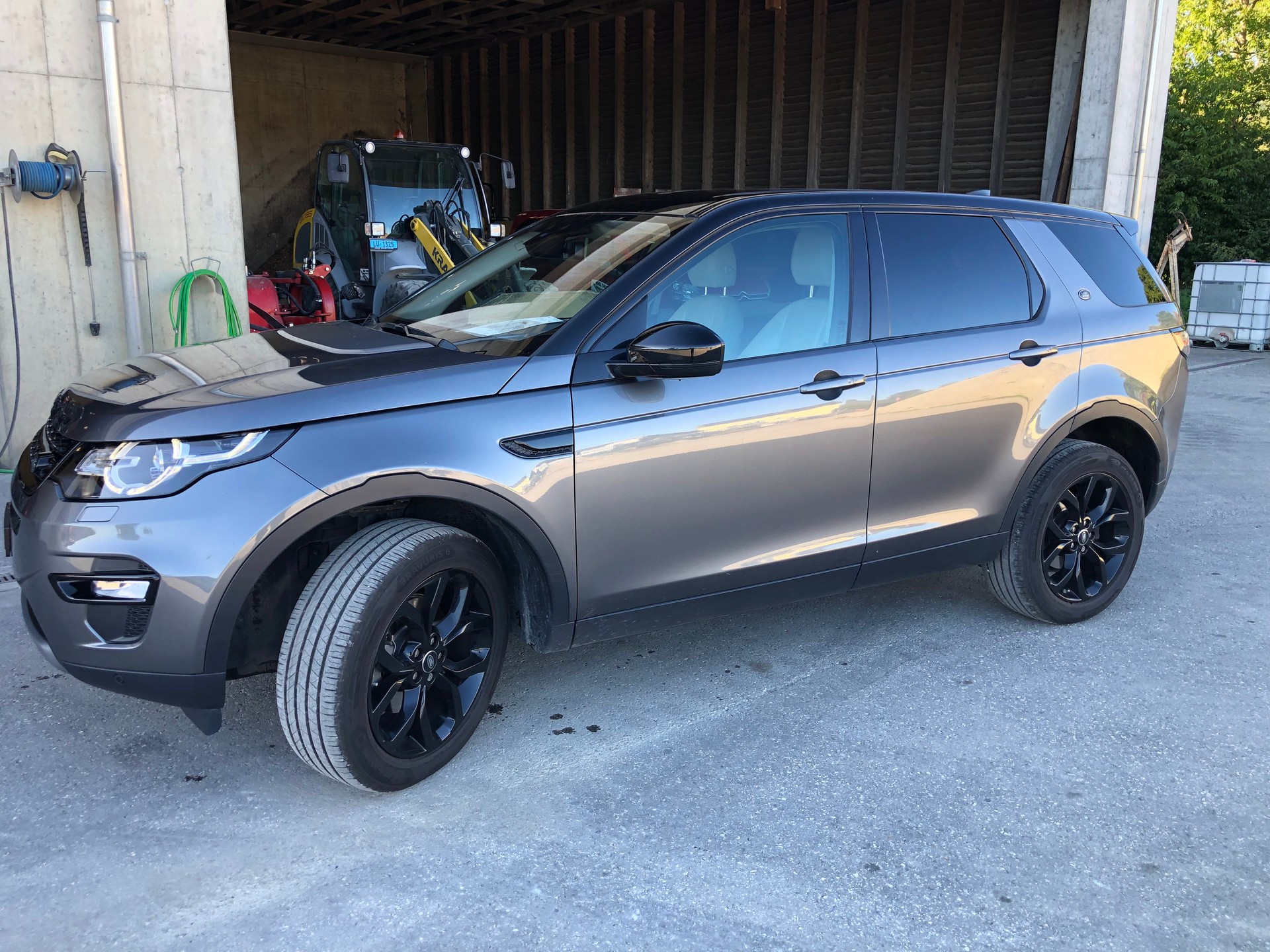 LAND ROVER Discovery Sport 2.0 Si4 HSE Luxury AT9-image-1