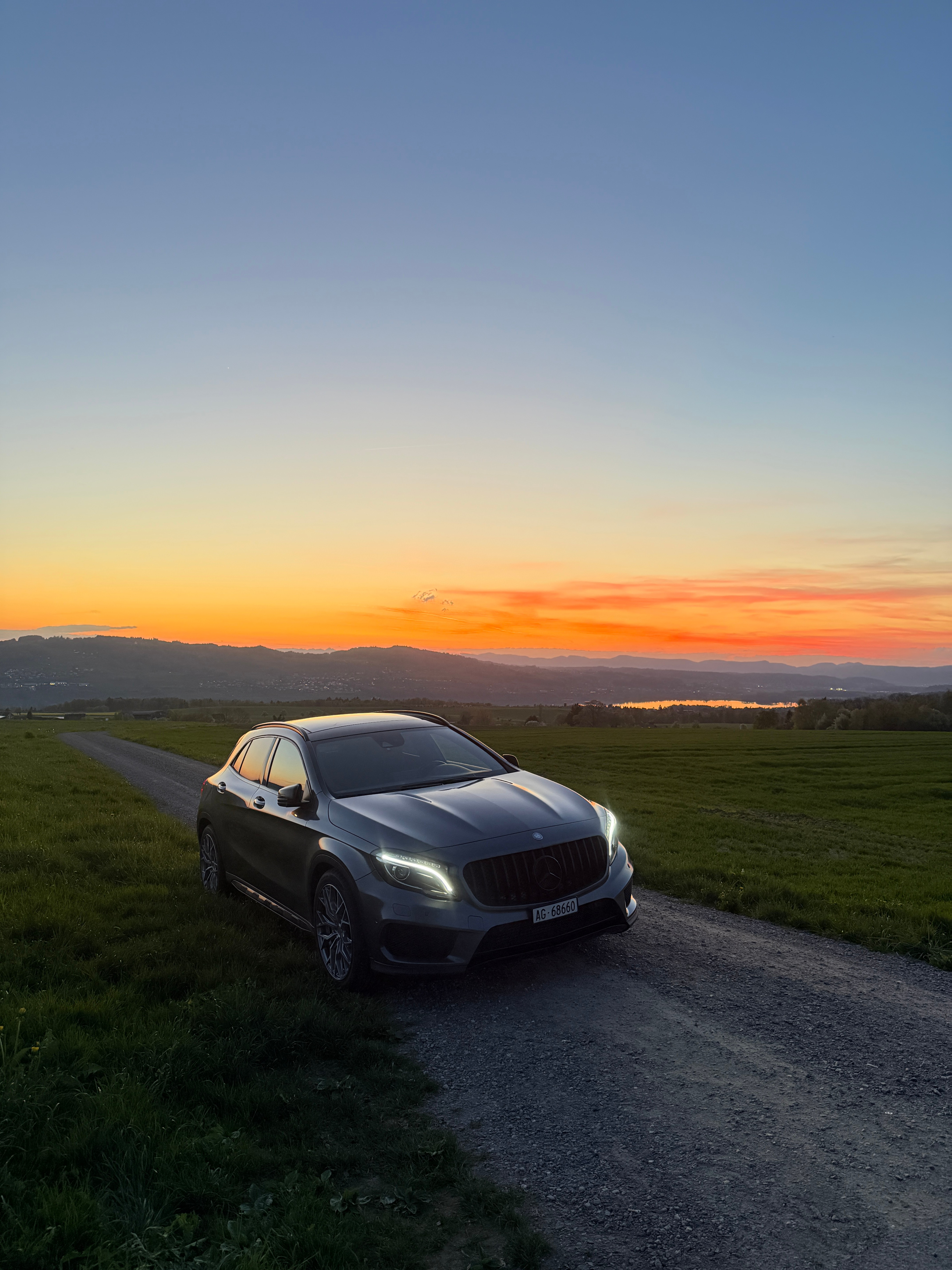 Car photo