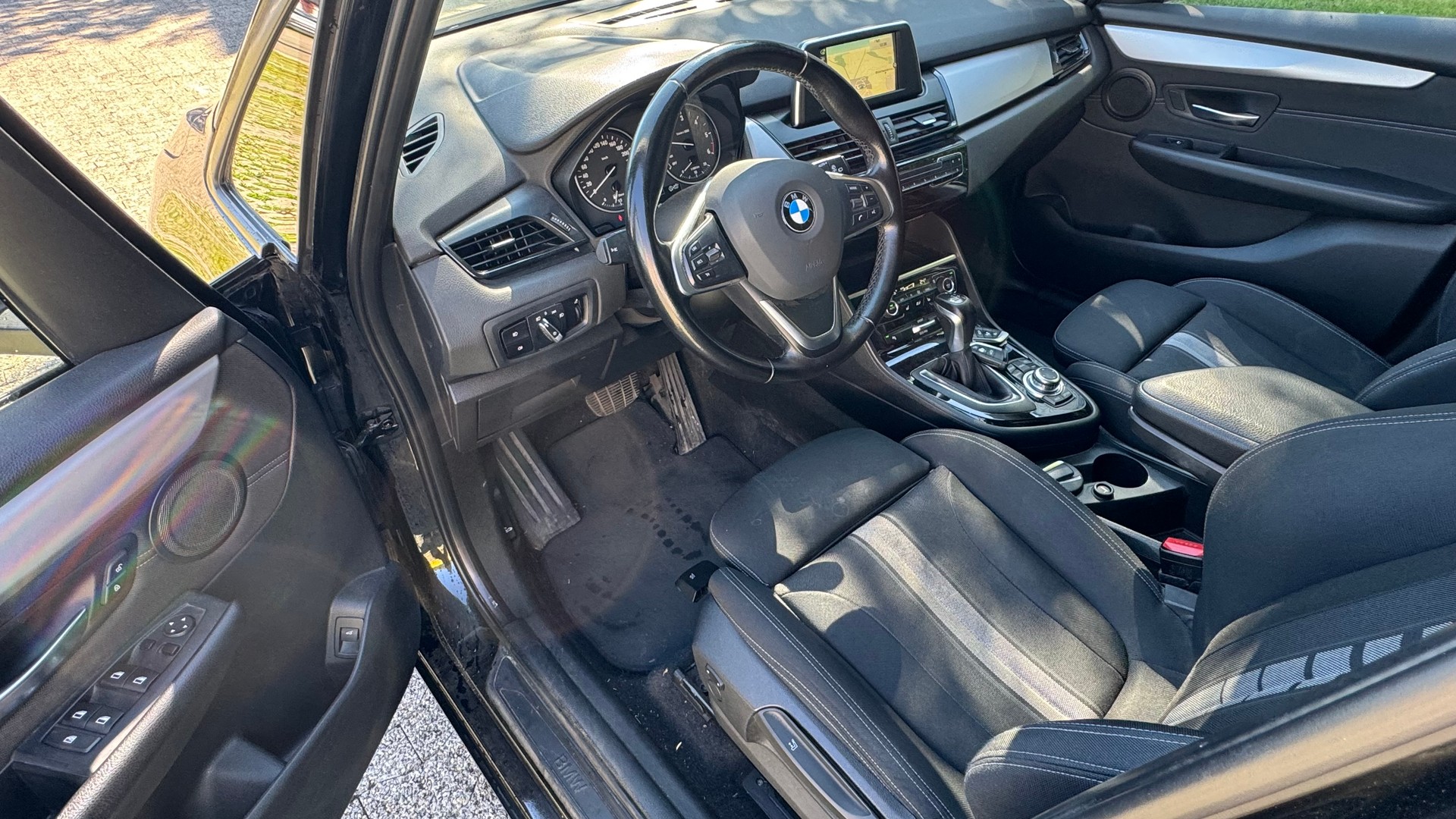BMW 218d Gran Tourer Sport Line Steptronic-image-5