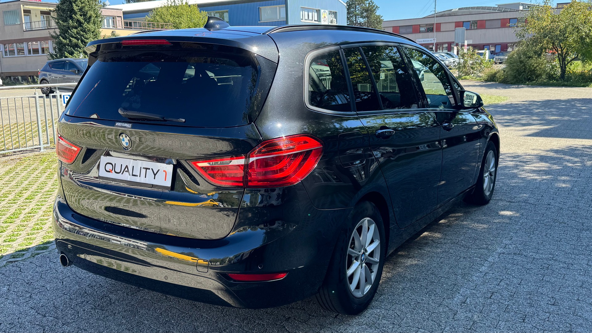BMW 218d Gran Tourer Sport Line Steptronic-image-3