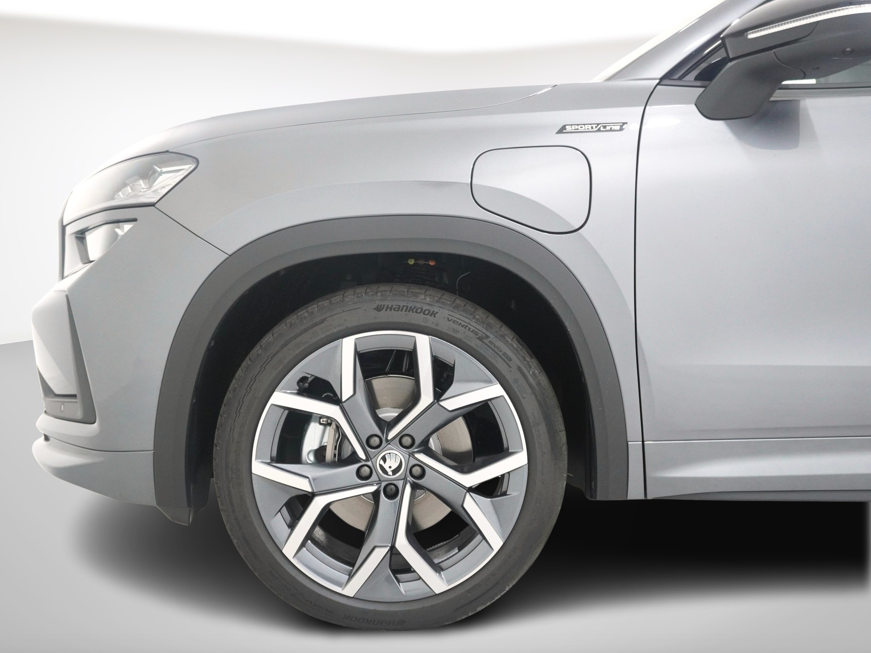 SKODA Kodiaq 1,5 TSI iV Plug-in-Hybrid Sportline-image-8