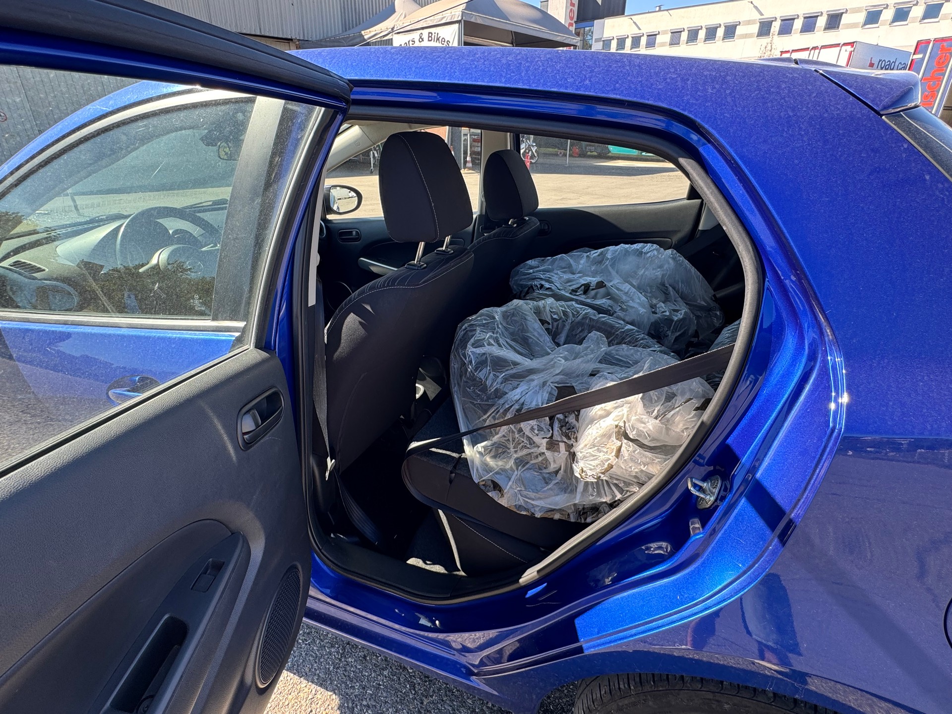 MAZDA 2 1.3i 16V Exclusive-image-9