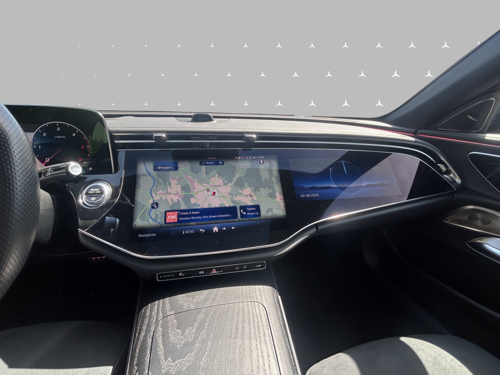 MERCEDES-BENZ E 220 d T 4Matic 9G-Tronic-image-11
