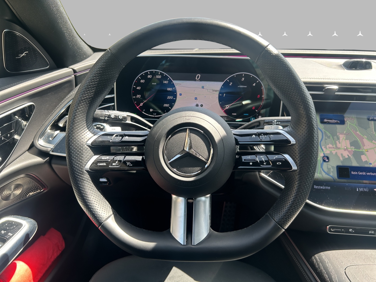 MERCEDES-BENZ E 220 d T 4Matic 9G-Tronic-image-9