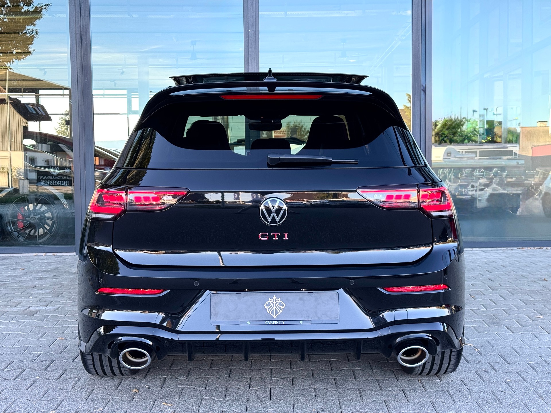 VW Golf 2.0 TSI GTI Clubsport DSG-image-4
