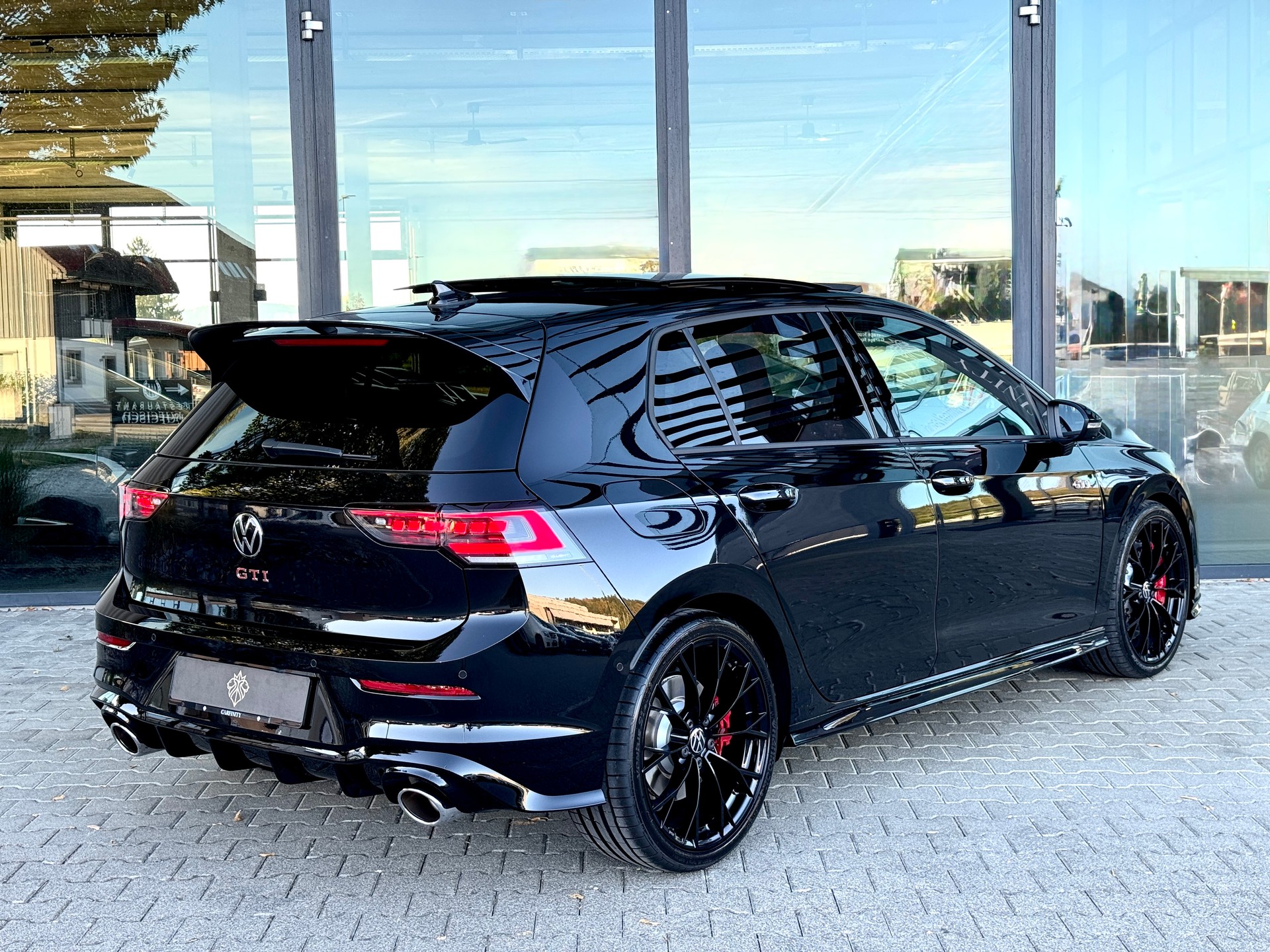 VW Golf 2.0 TSI GTI Clubsport DSG-image-3