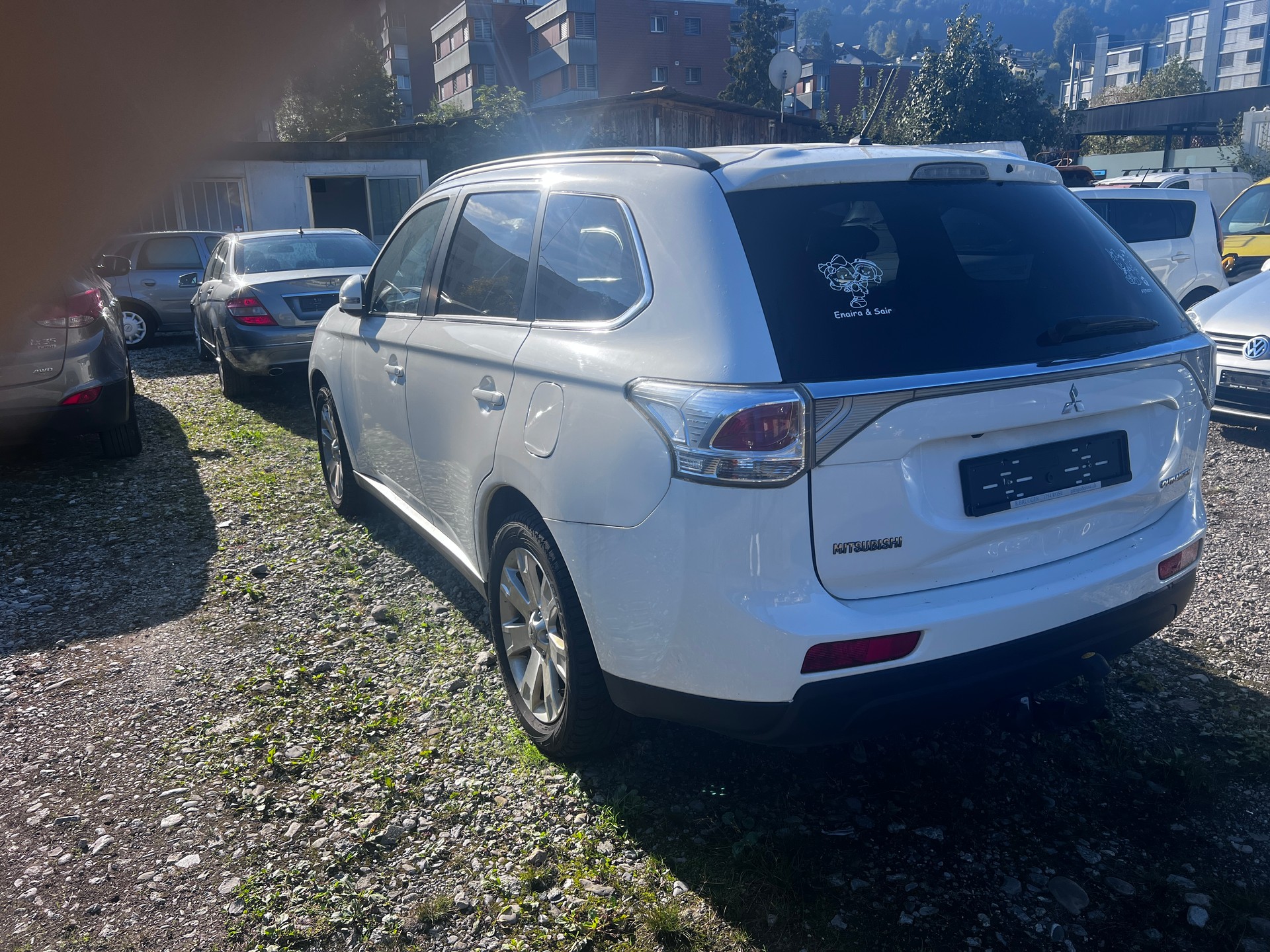 MITSUBISHI Outlander 2.2 DID Intense Safety 4WD Automatic-image-5