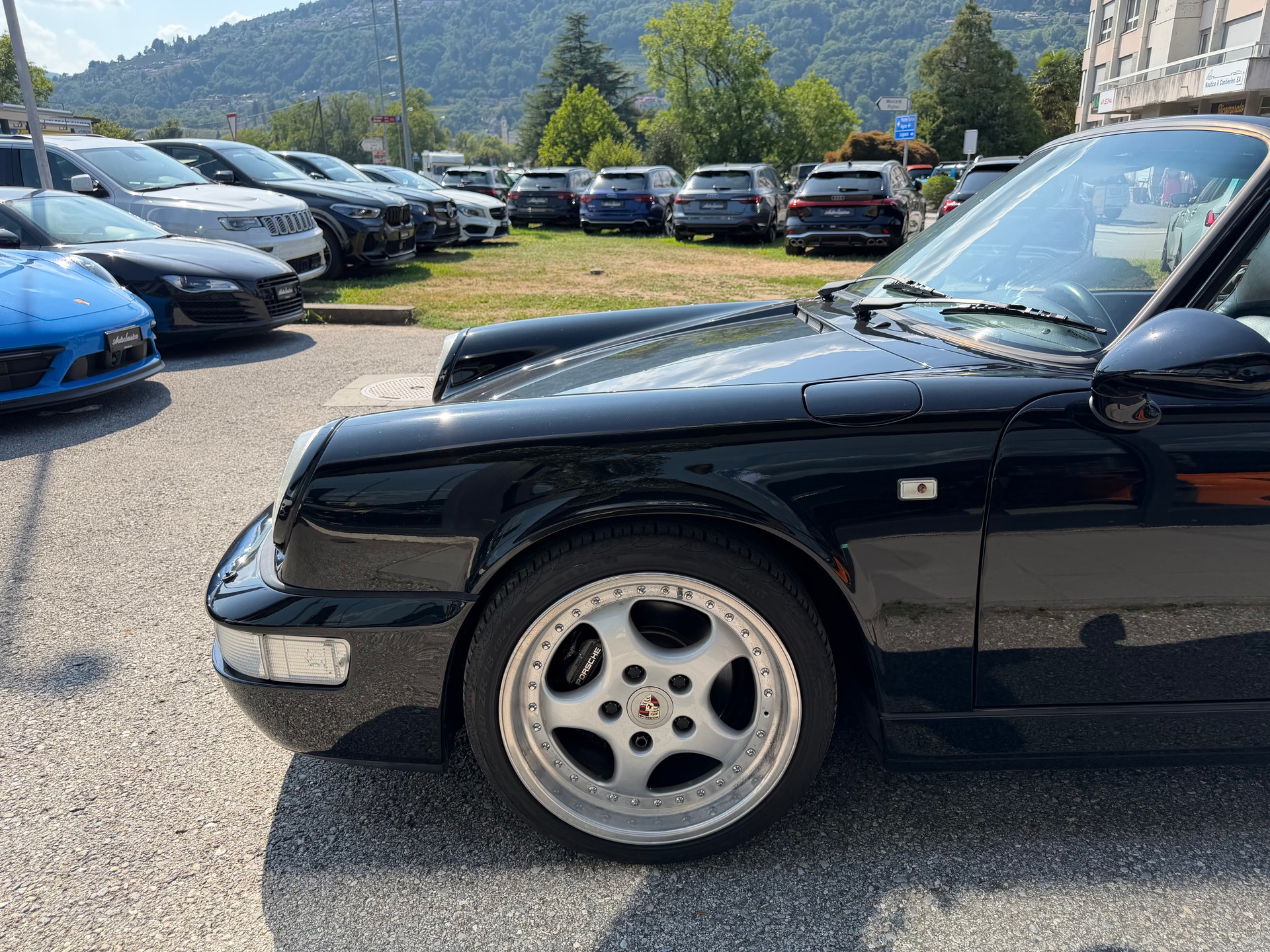 PORSCHE 911 Carrera 4 Cabrio-image-21