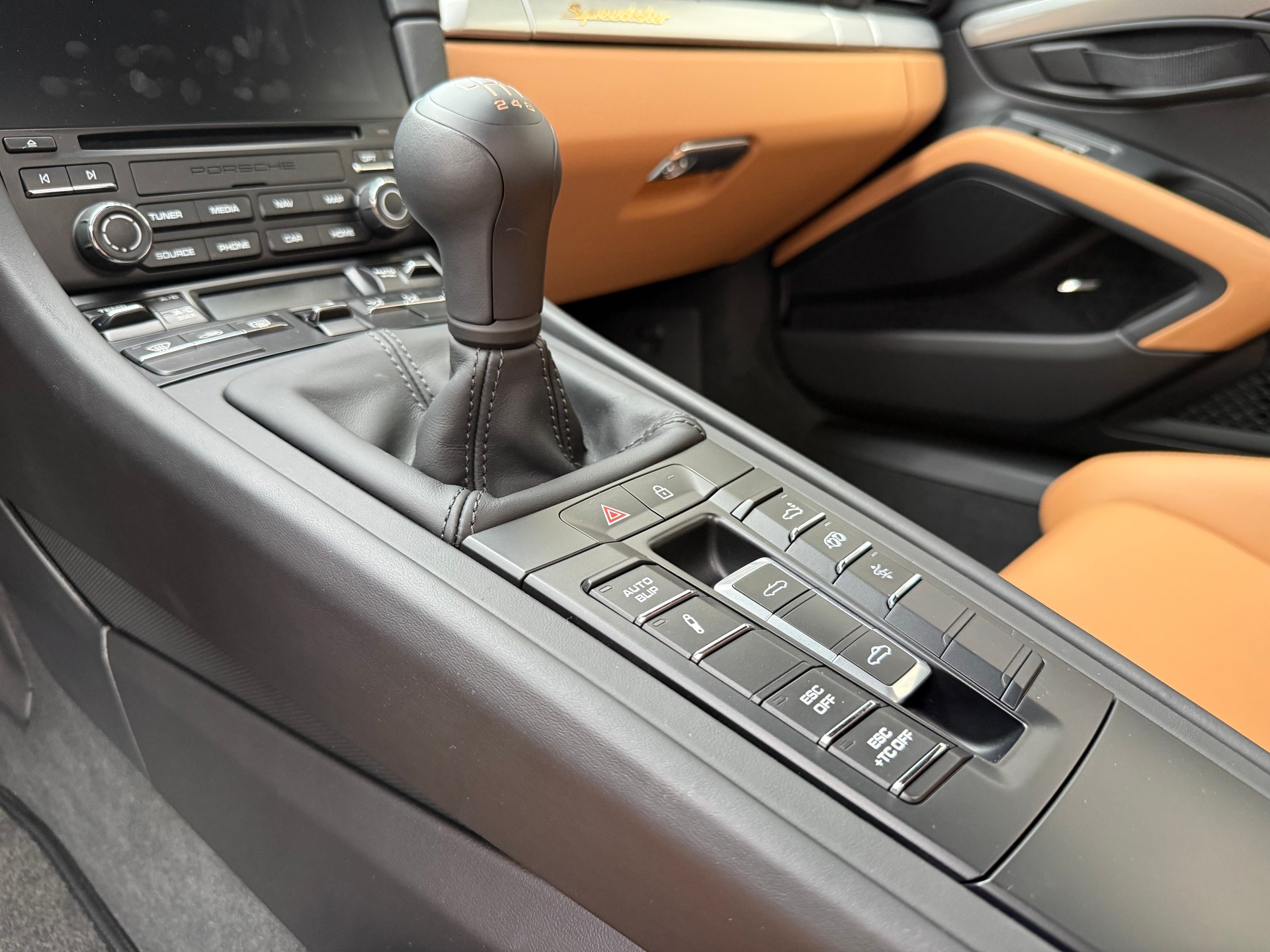 PORSCHE 911 Speedster-image-7