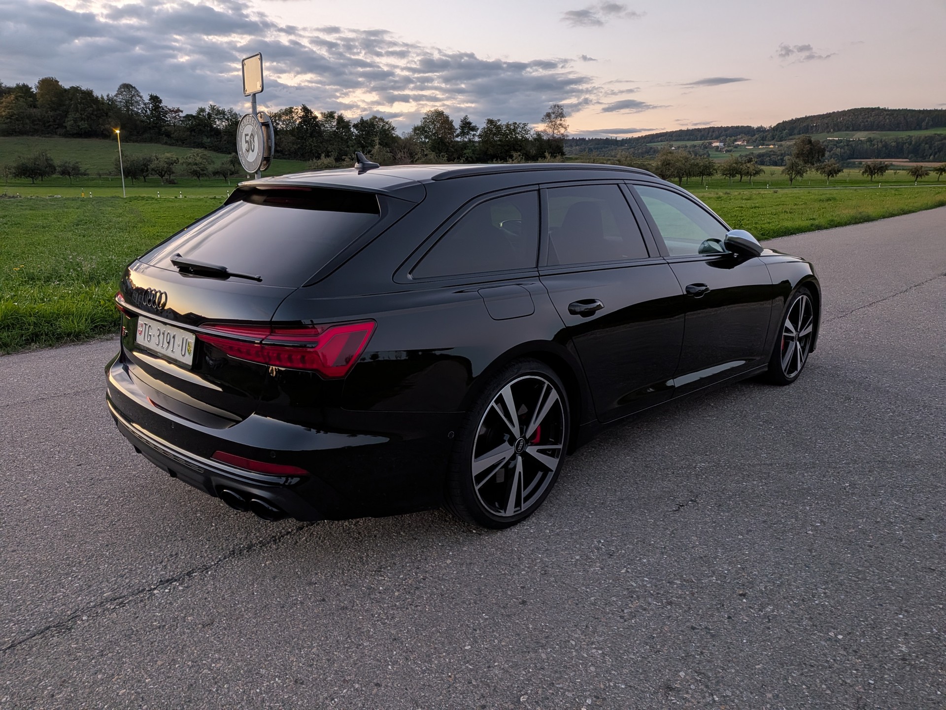 AUDI S6 Avant 3.0 TDI quattro tiptronic-image-10