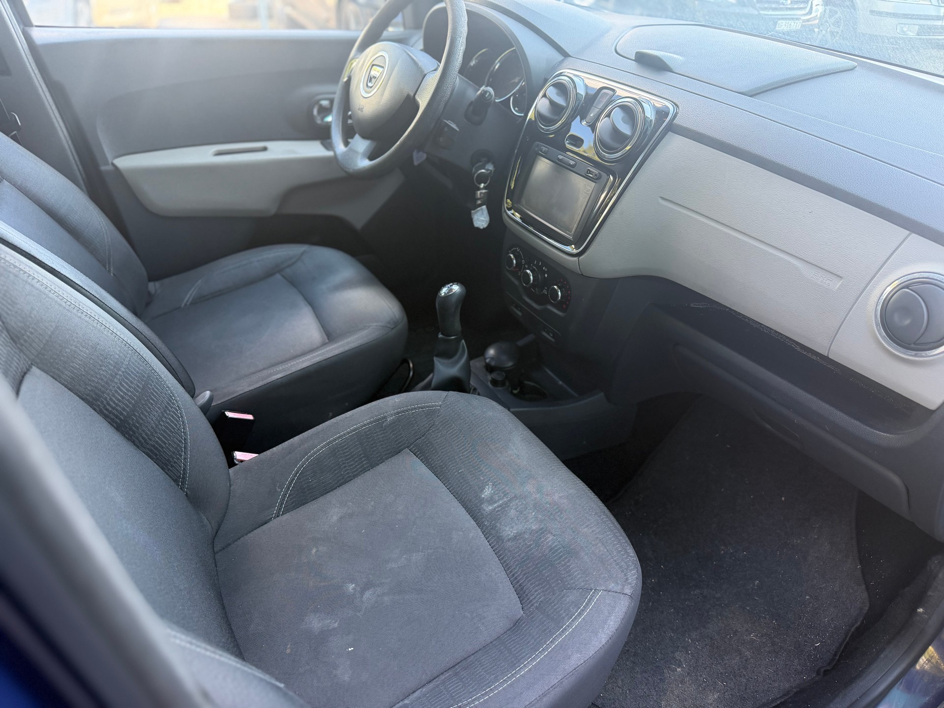 DACIA Lodgy 1.2 Turbo Ambiance 5PL-image-8