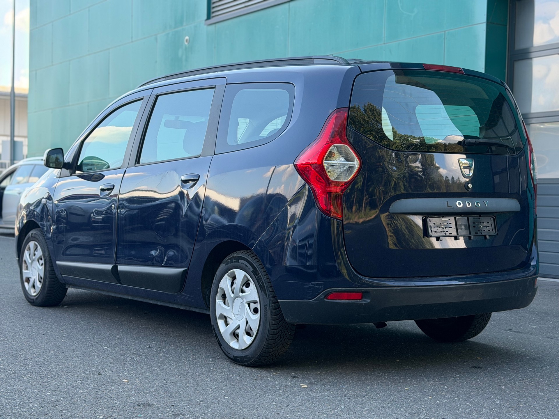 DACIA Lodgy 1.2 Turbo Ambiance 5PL-image-5