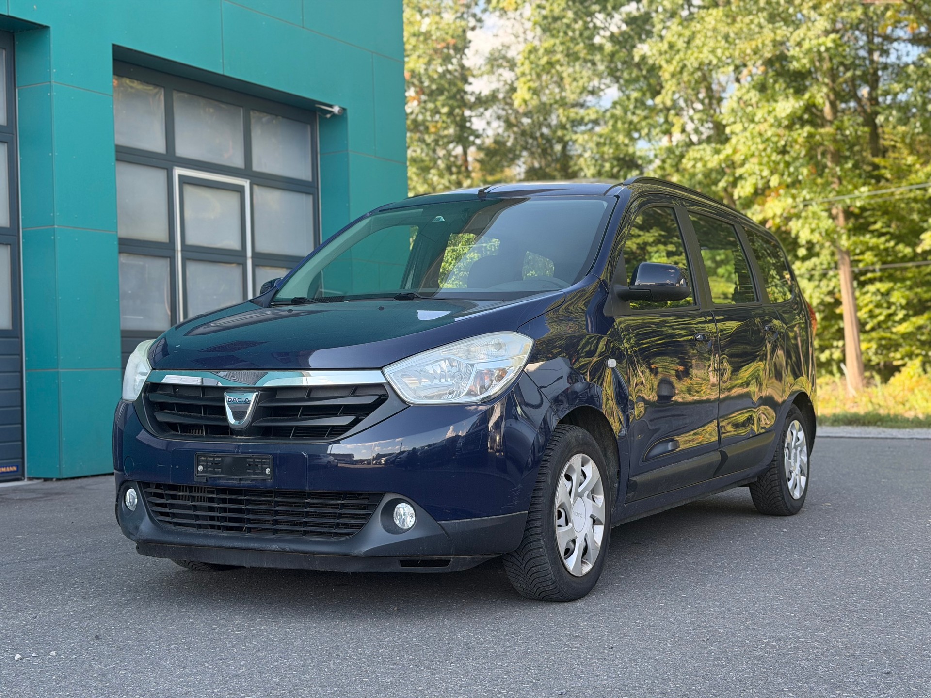 DACIA Lodgy 1.2 Turbo Ambiance 5PL-image-0