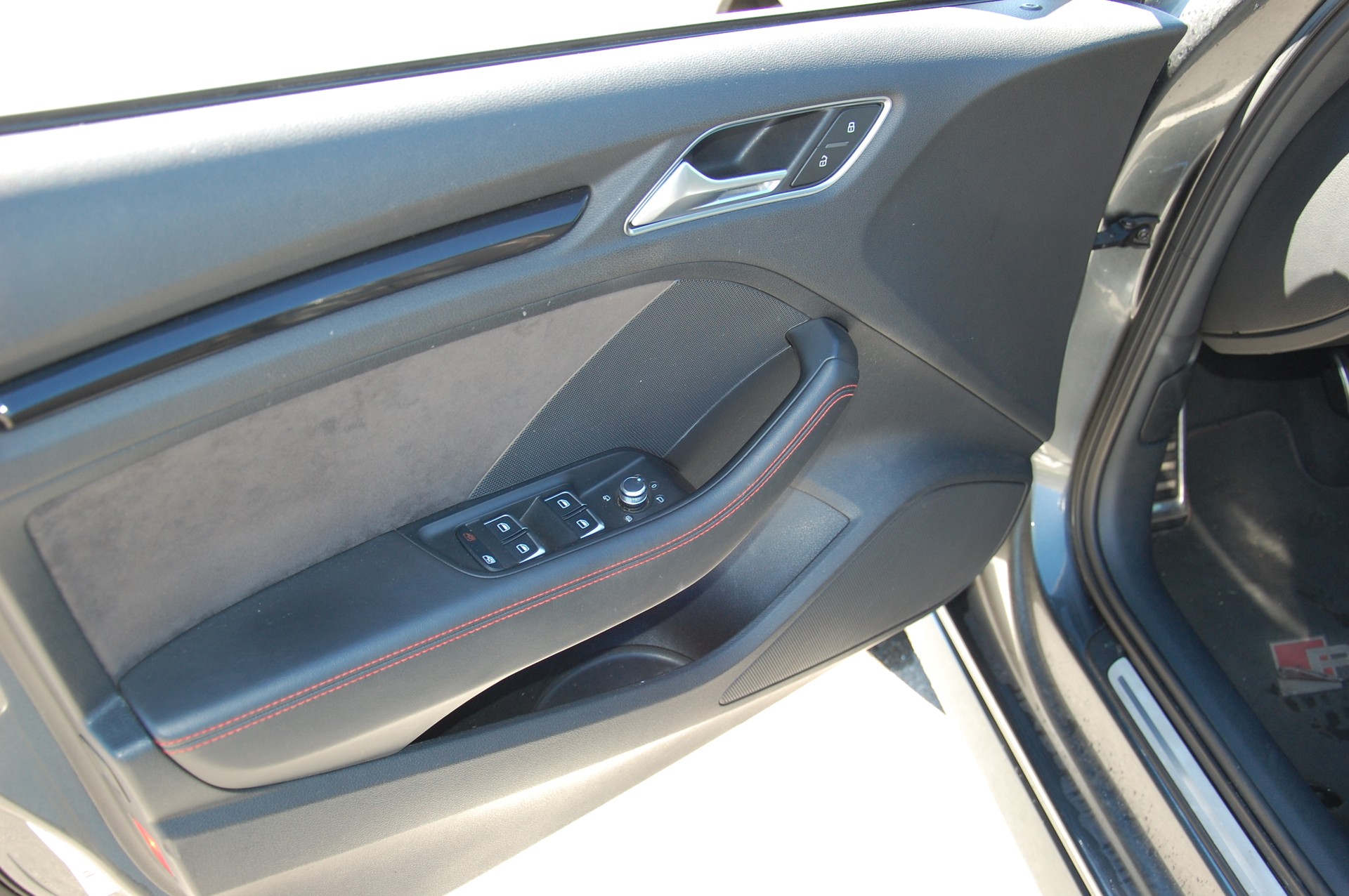 AUDI RS3 2.5 TSI quattro S-tronic ABT-image-9