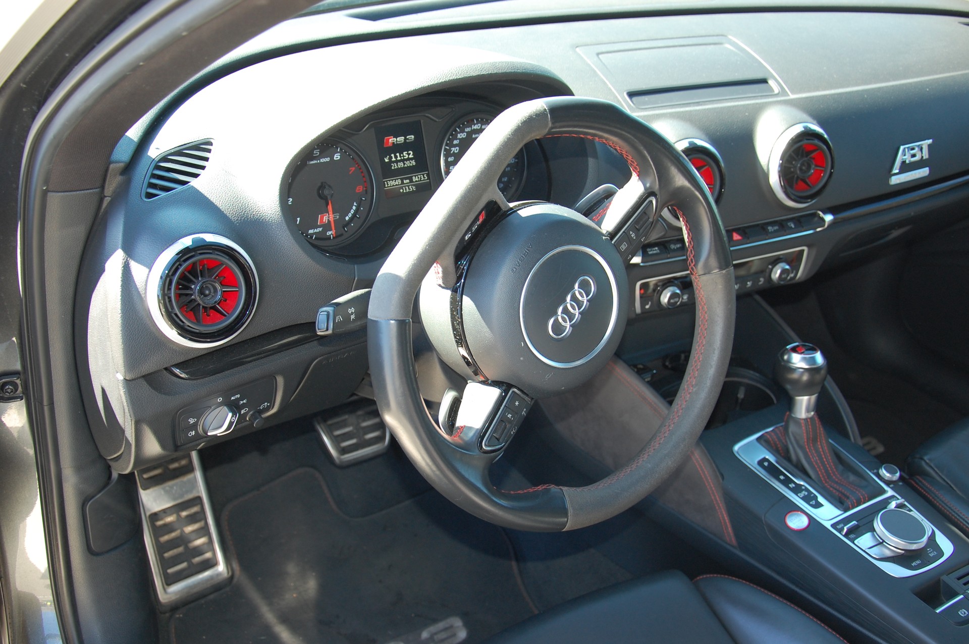 AUDI RS3 2.5 TSI quattro S-tronic ABT-image-8