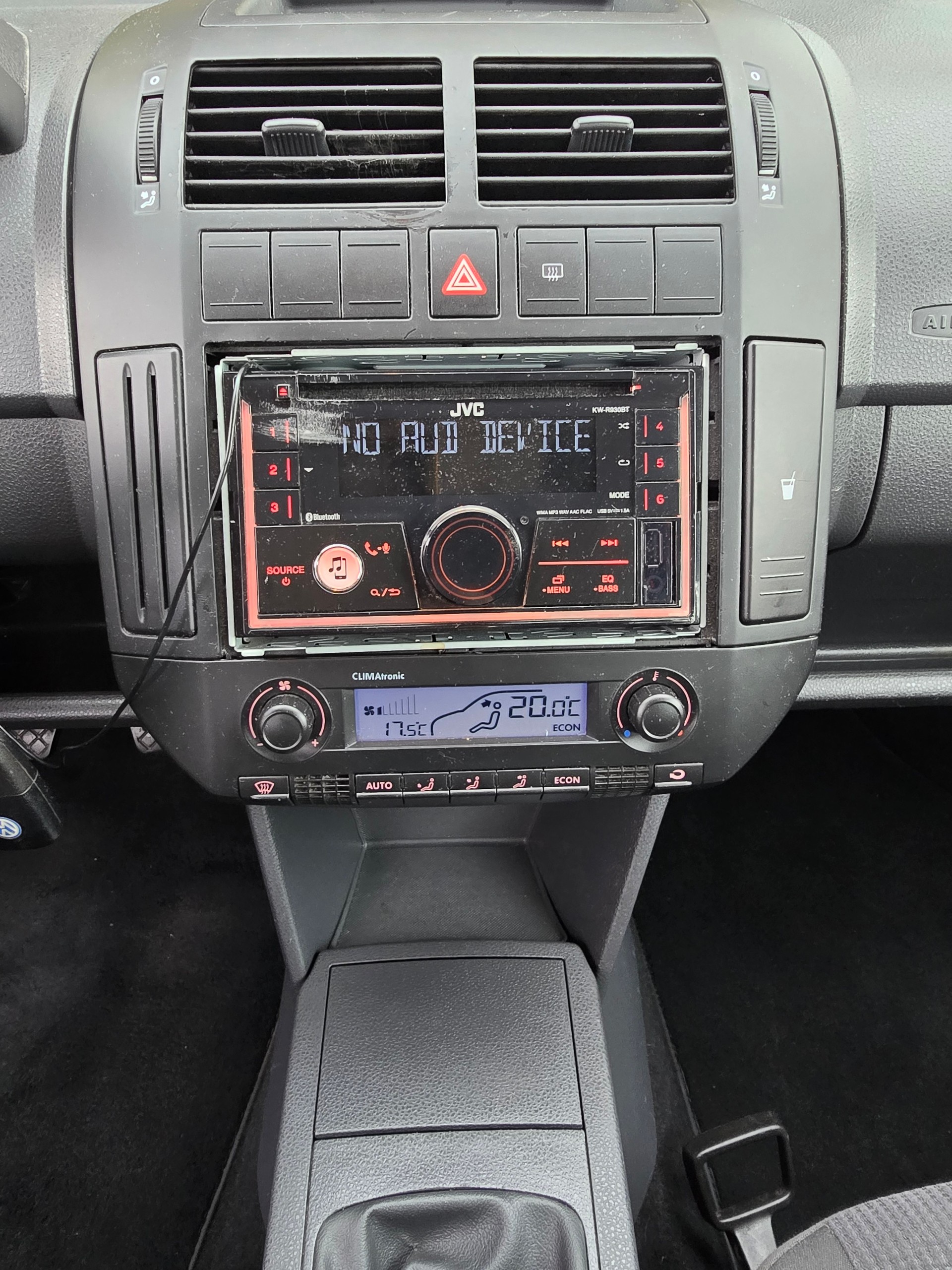 VW Polo 1.6 16V Trendline-image-10