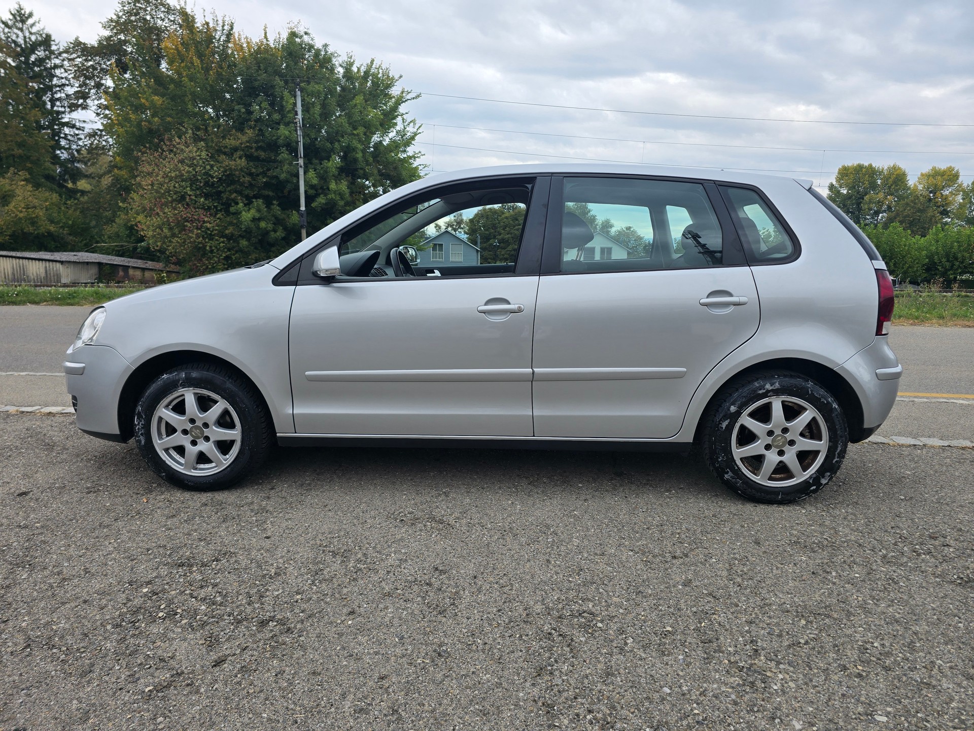 VW Polo 1.6 16V Trendline-image-2