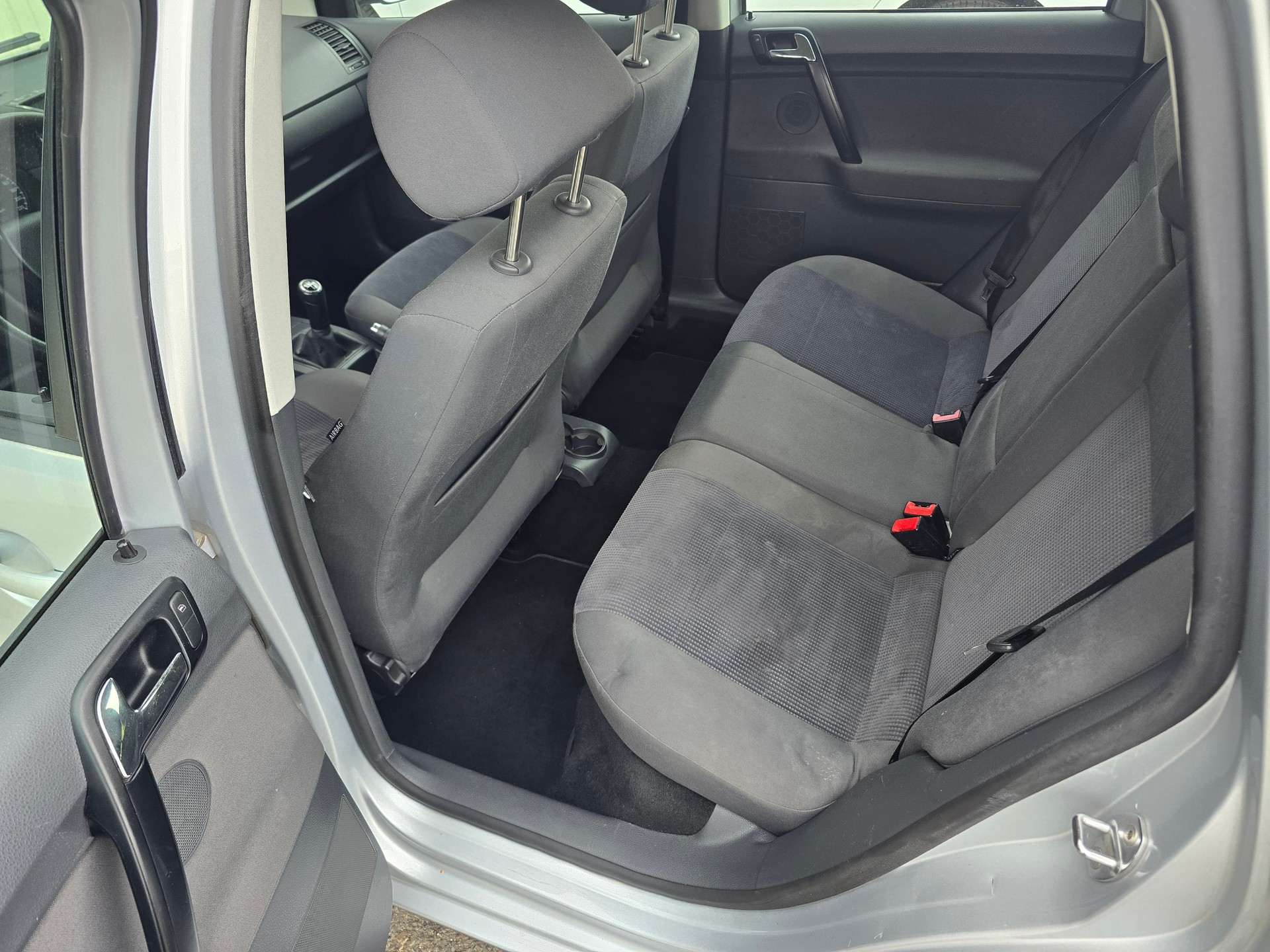 VW Polo 1.6 16V Trendline-image-9