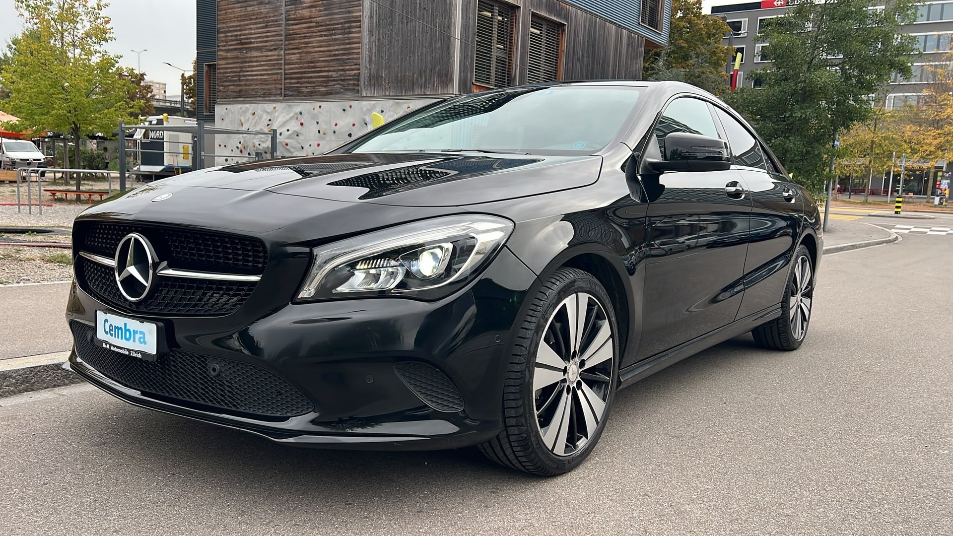 MERCEDES-BENZ CLA 200 Night Star 7G-DCT-image-0