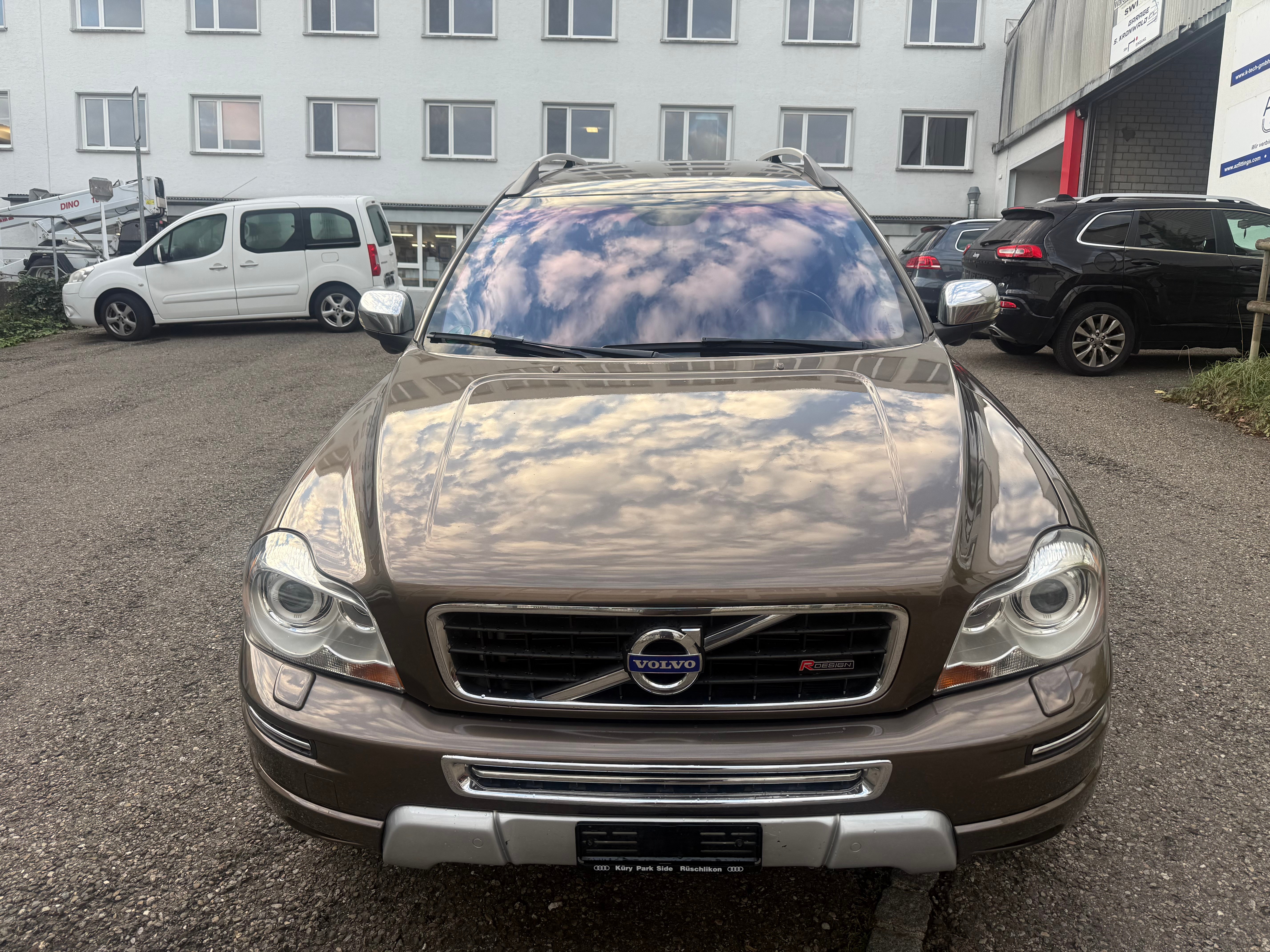 Car photo