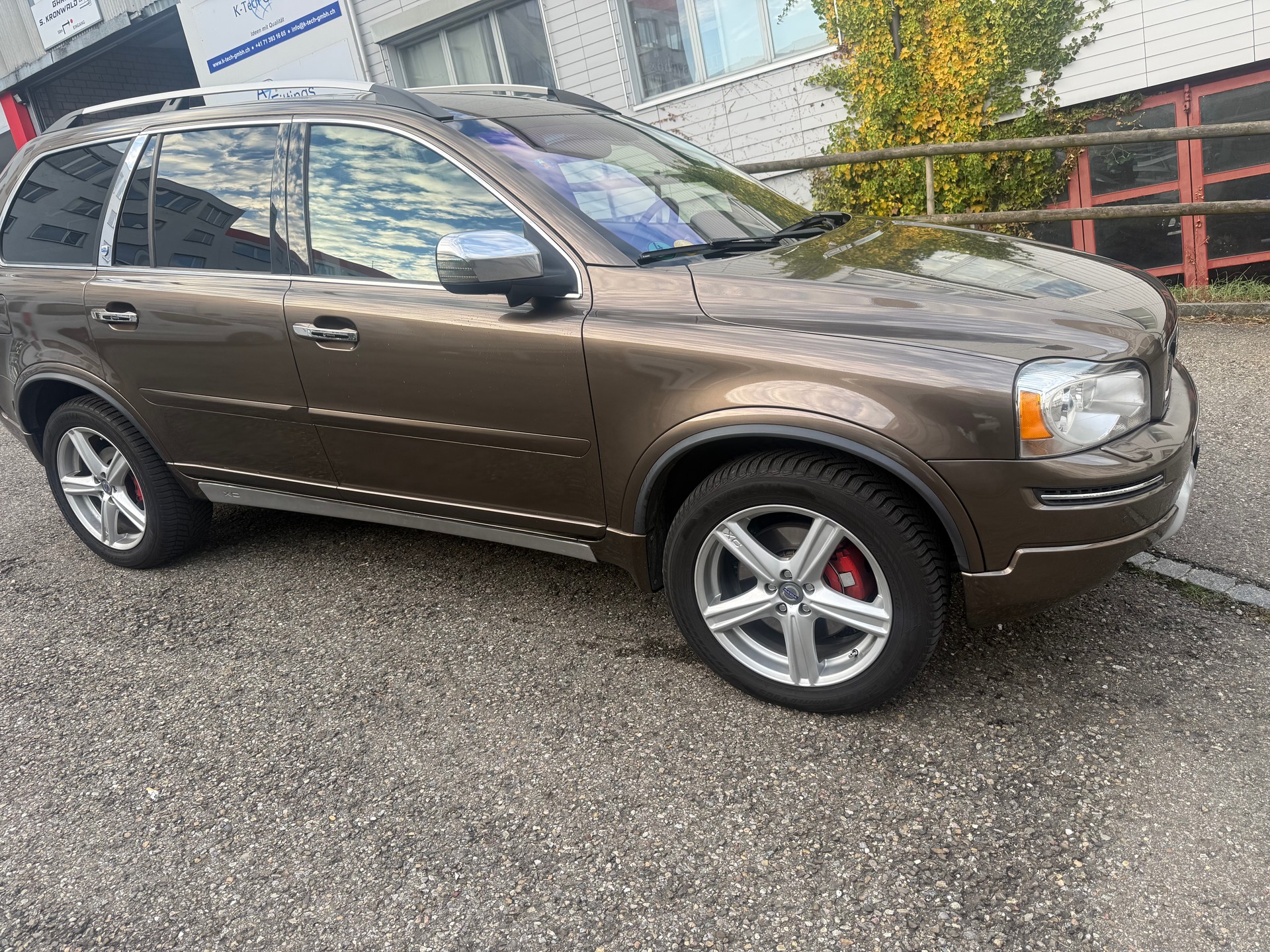 VOLVO XC90 D5 AWD Executive Geartronic-image-2
