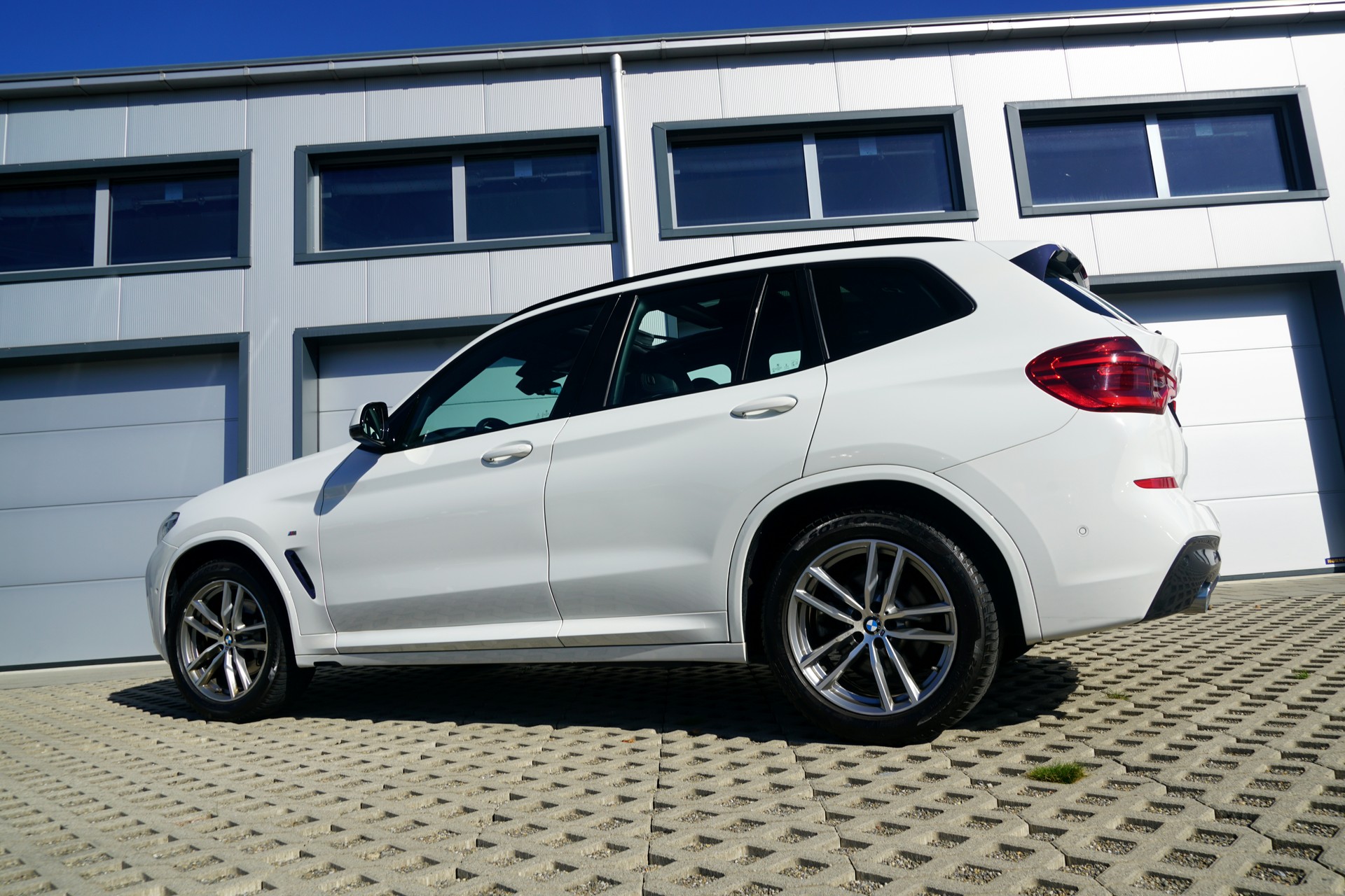 BMW X3 xDrive 25d M Sport Steptronic (CH)-image-2