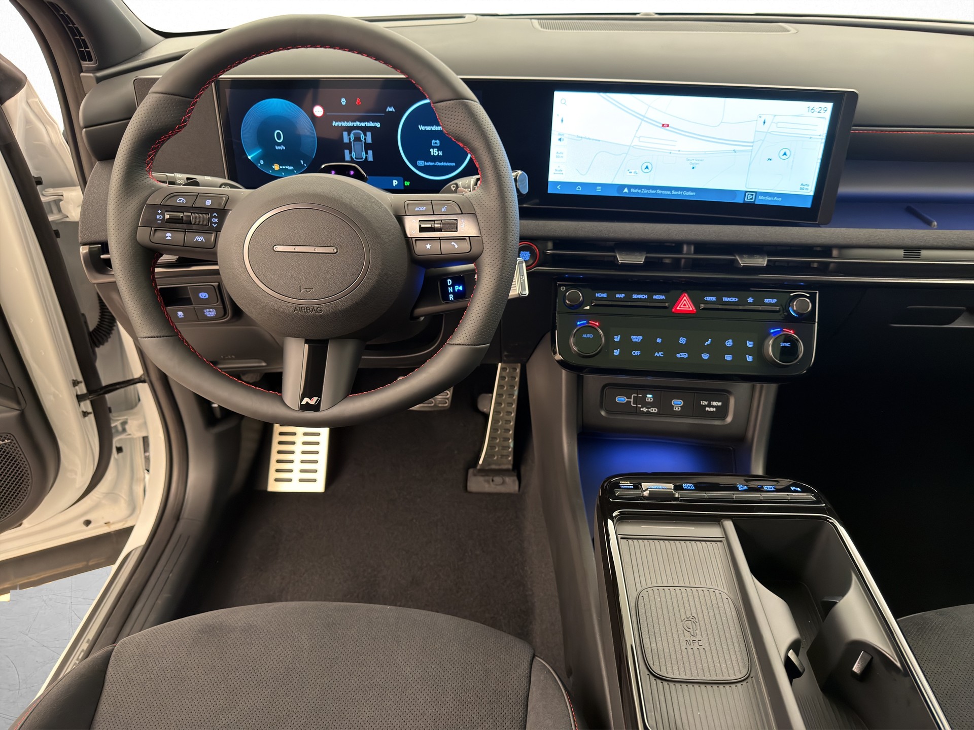 HYUNDAI Tucson 1.6 T-GDi HEV N-Line 4WD-image-8