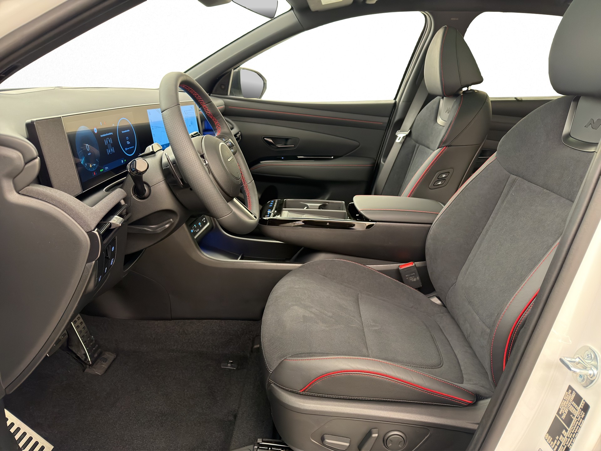 HYUNDAI Tucson 1.6 T-GDi HEV N-Line 4WD-image-6
