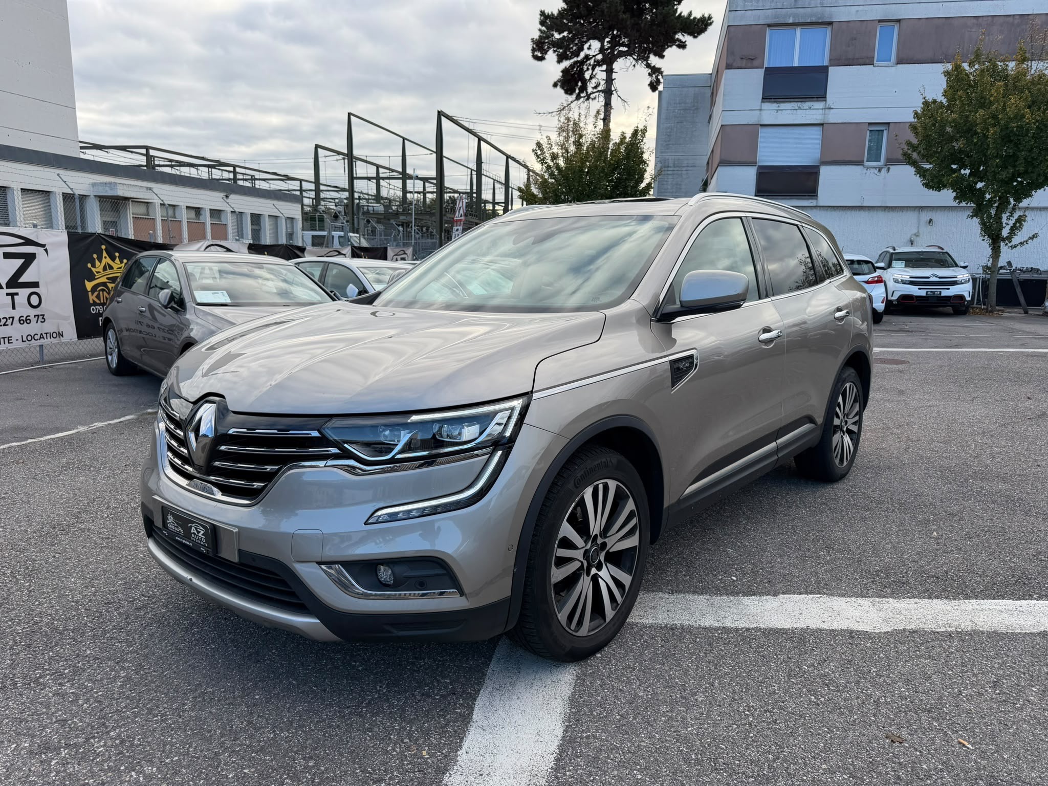 Car photo