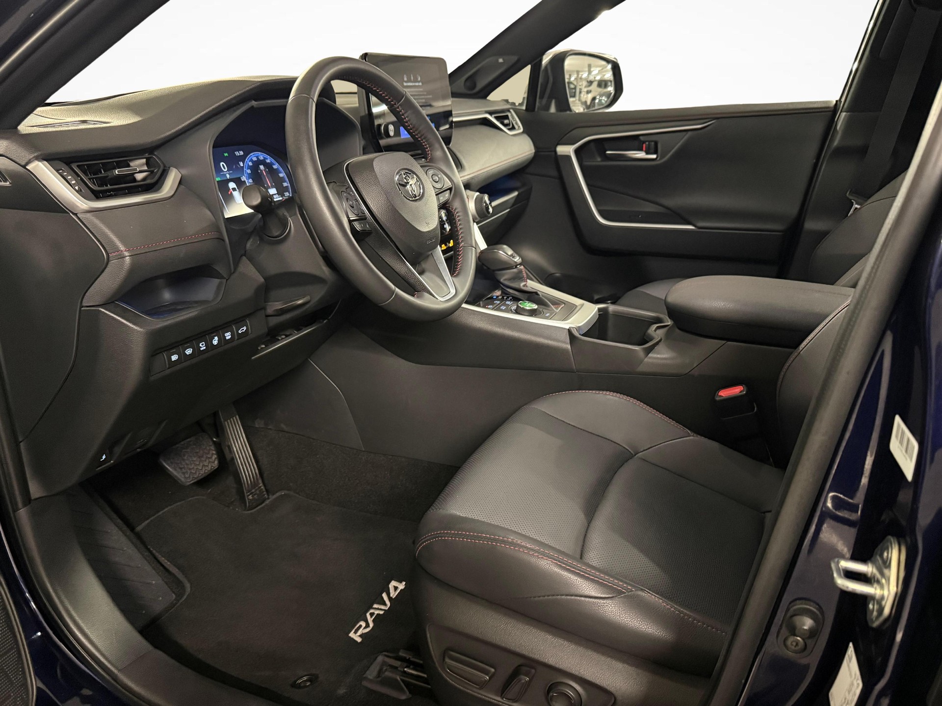 TOYOTA RAV4 2.5 Plug-In-Hybrid Platinum-image-10