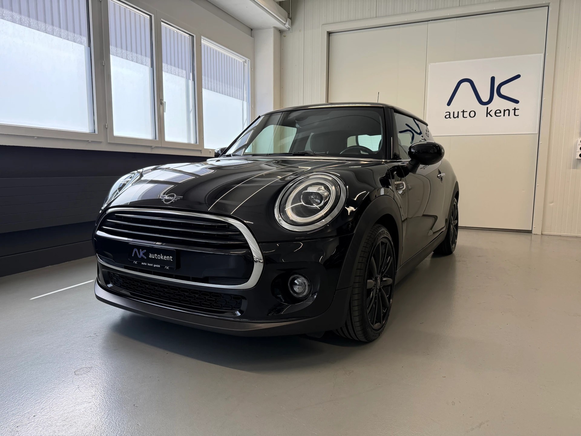 MINI Cooper-image-0