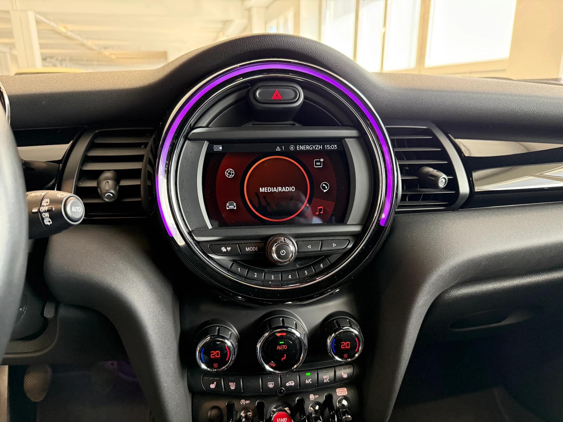 MINI Cooper-image-8