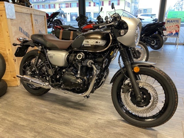 KAWASAKI W 800 Café-showroom-element-2