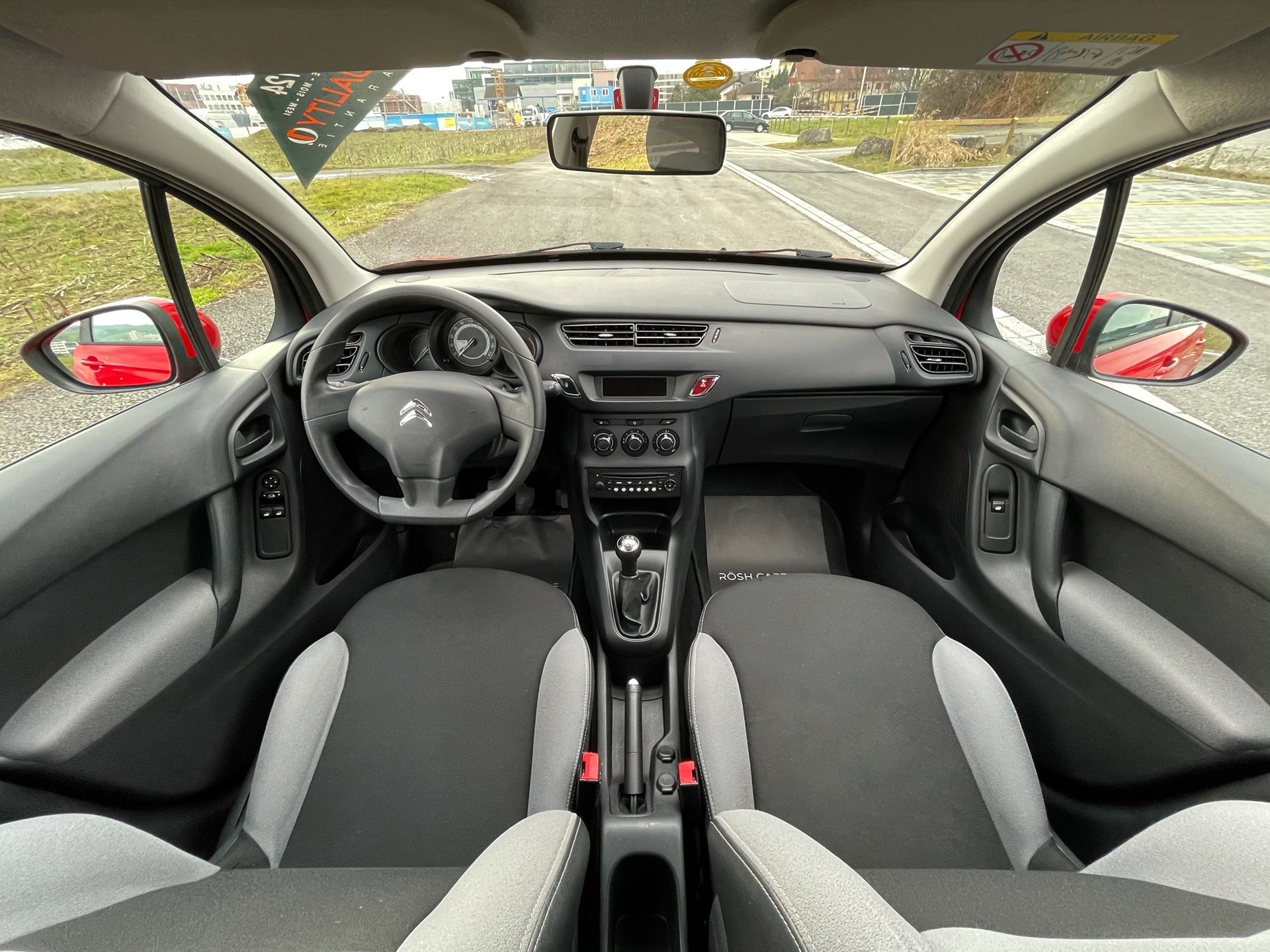 CITROEN C3 1.6 16V BlueHDi Attraction-image-11