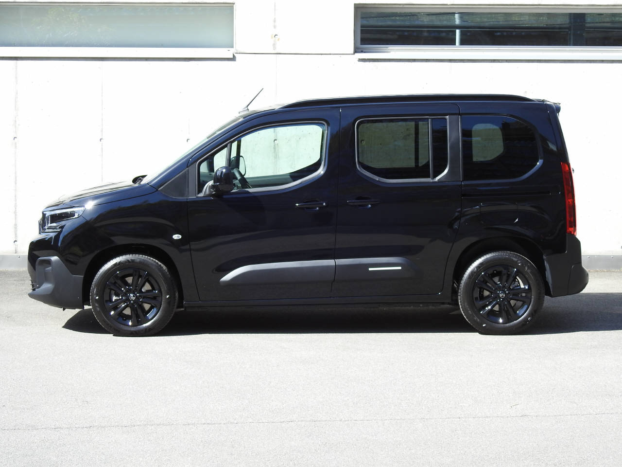 CITROEN Berlingo 1.5 BlueHDi 130 Max-image-3