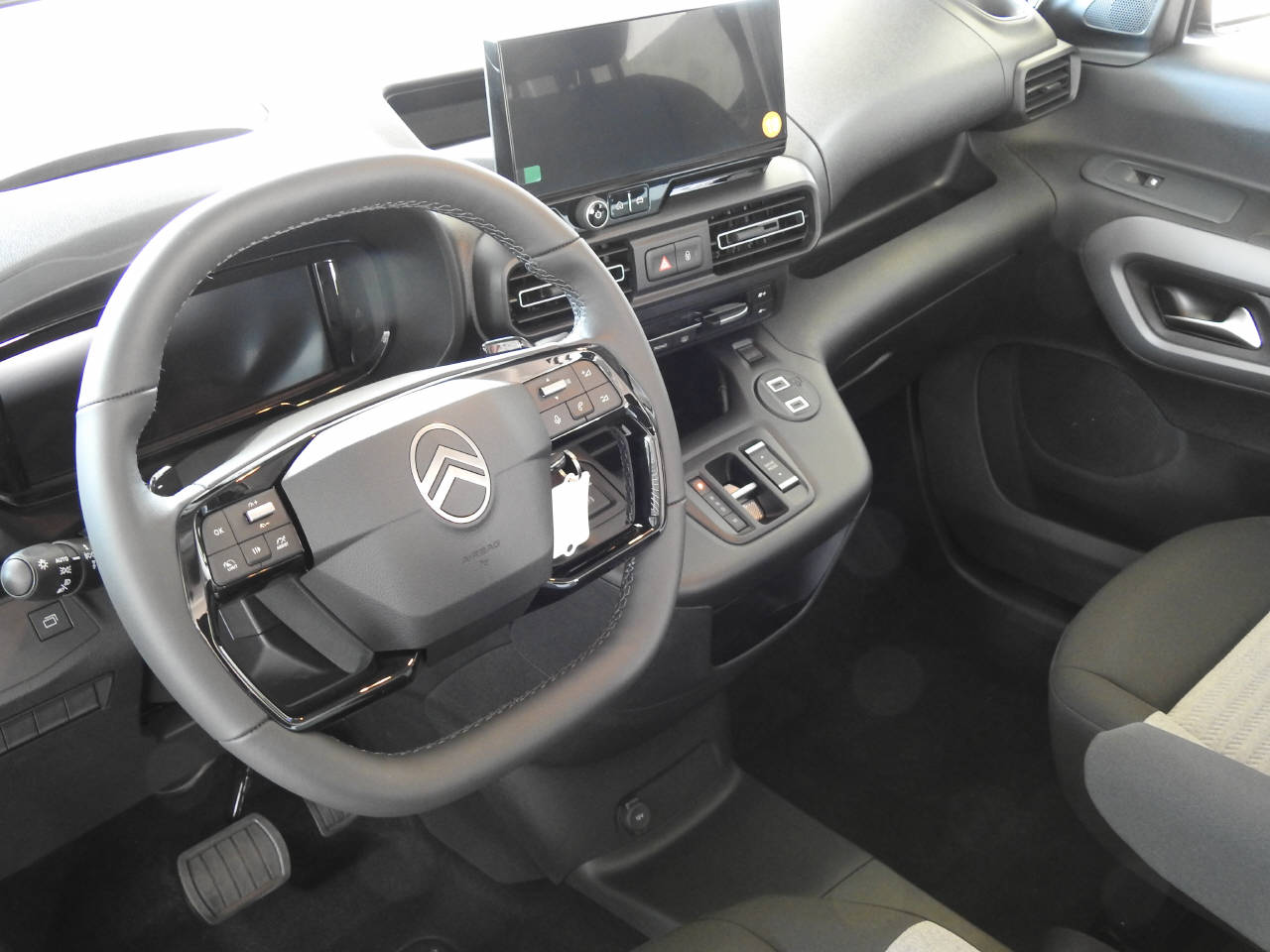 CITROEN Berlingo 1.5 BlueHDi 130 Max-image-15