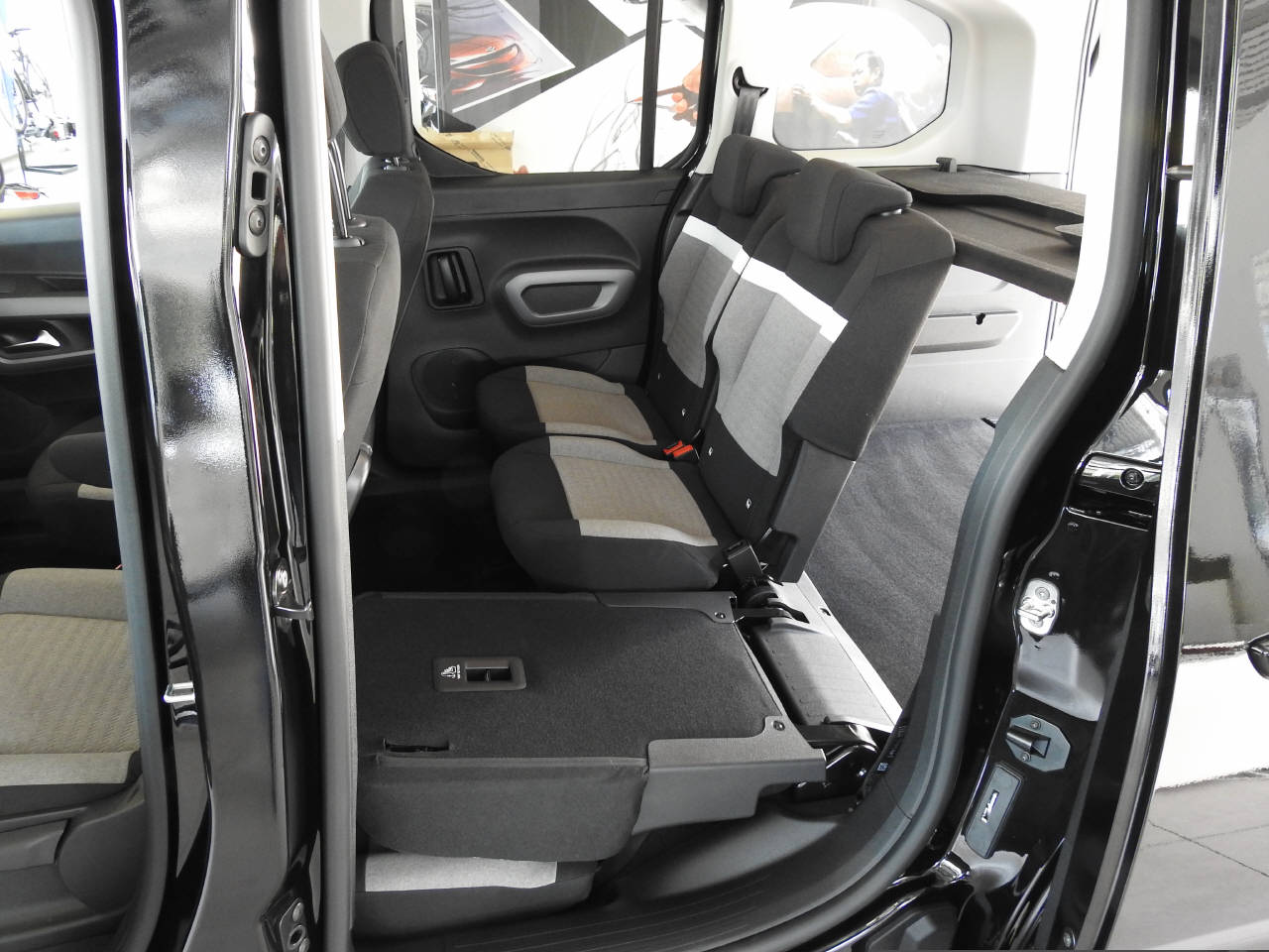 CITROEN Berlingo 1.5 BlueHDi 130 Max-image-13