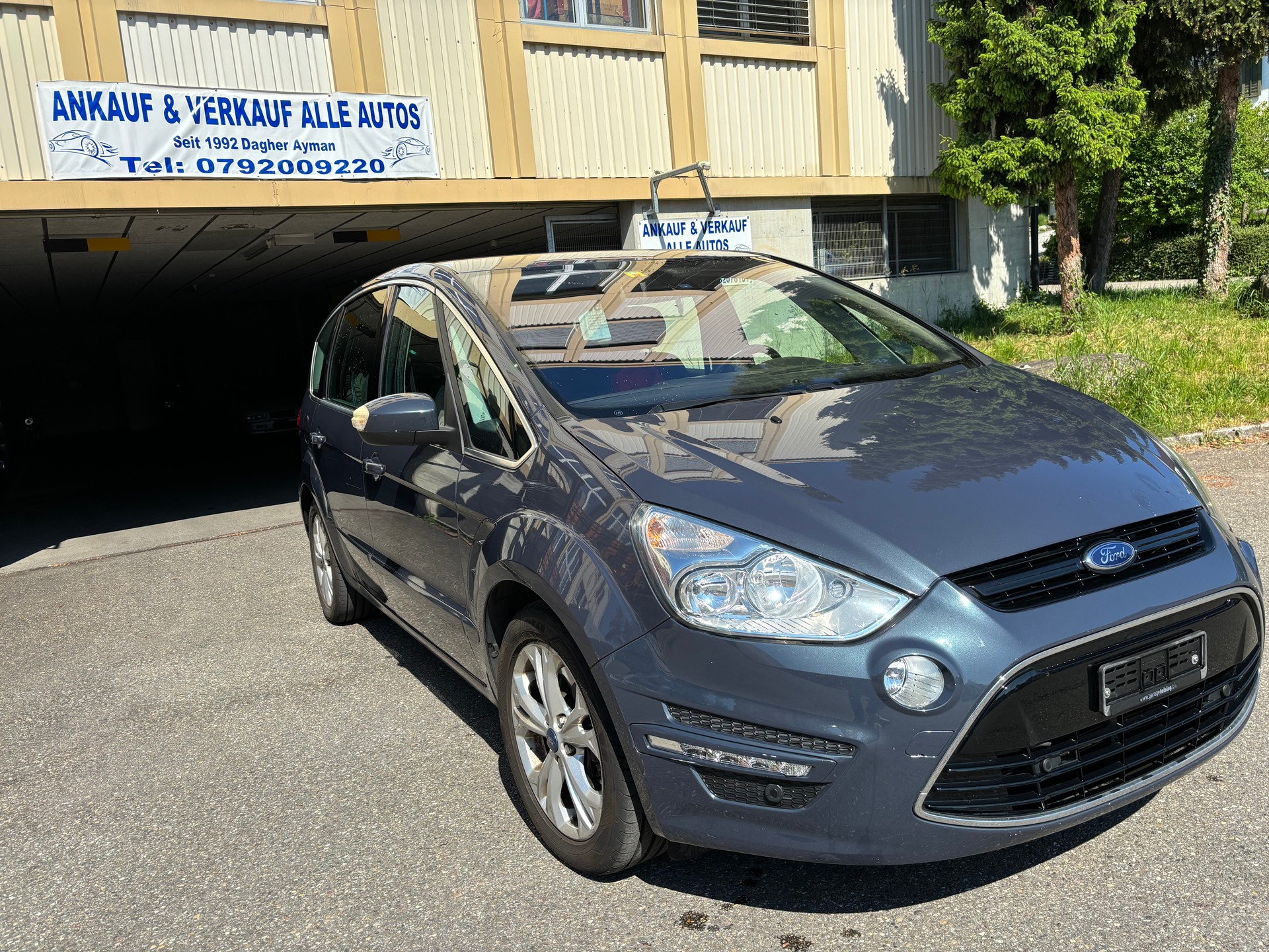 FORD S-Max 2.0 SCTi Titanium PowerShift-image-2