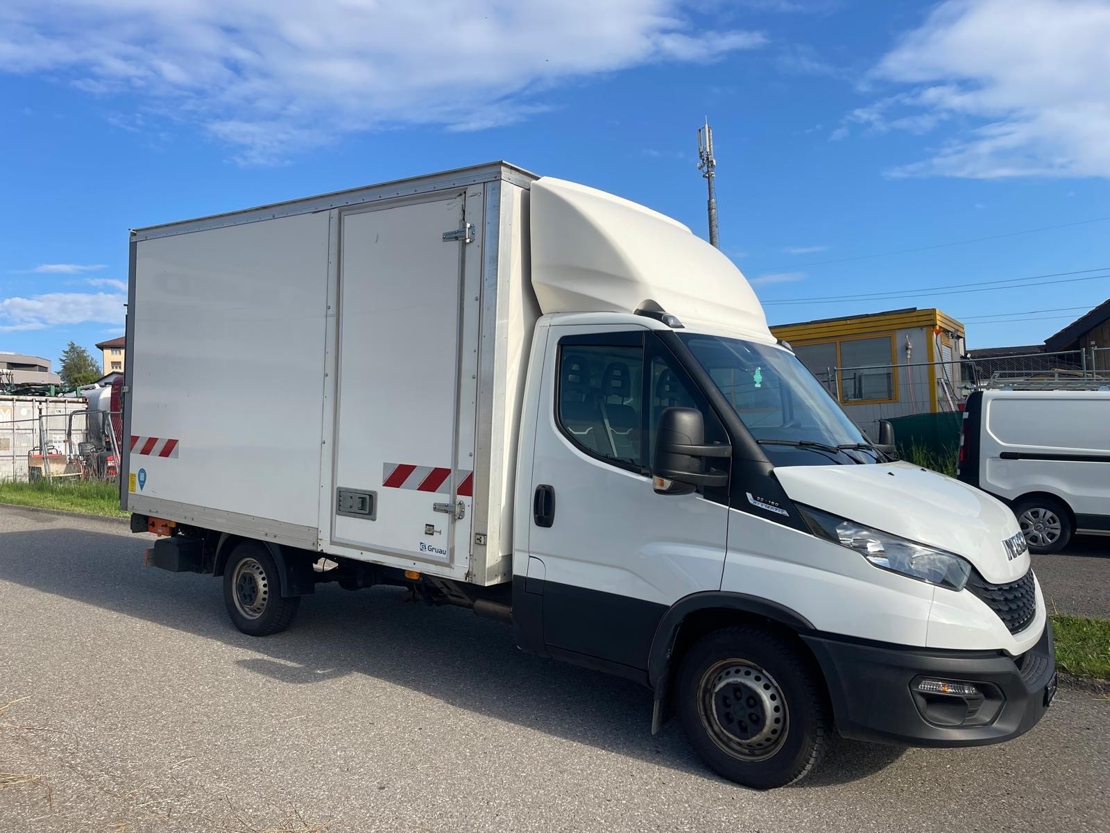 IVECO 35 S 16 A8-image-2