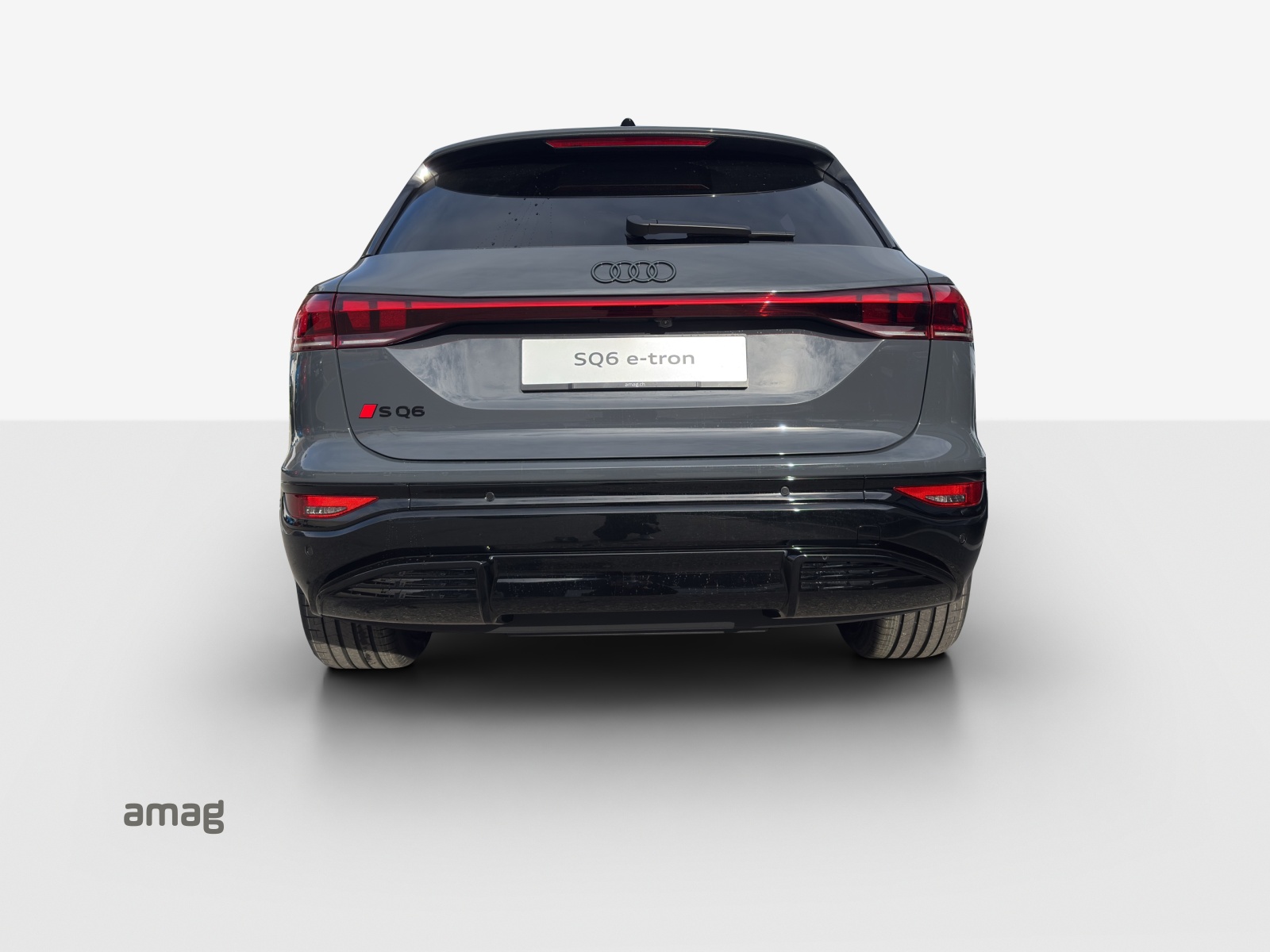 AUDI SQ6 e-tron quattro-image-3