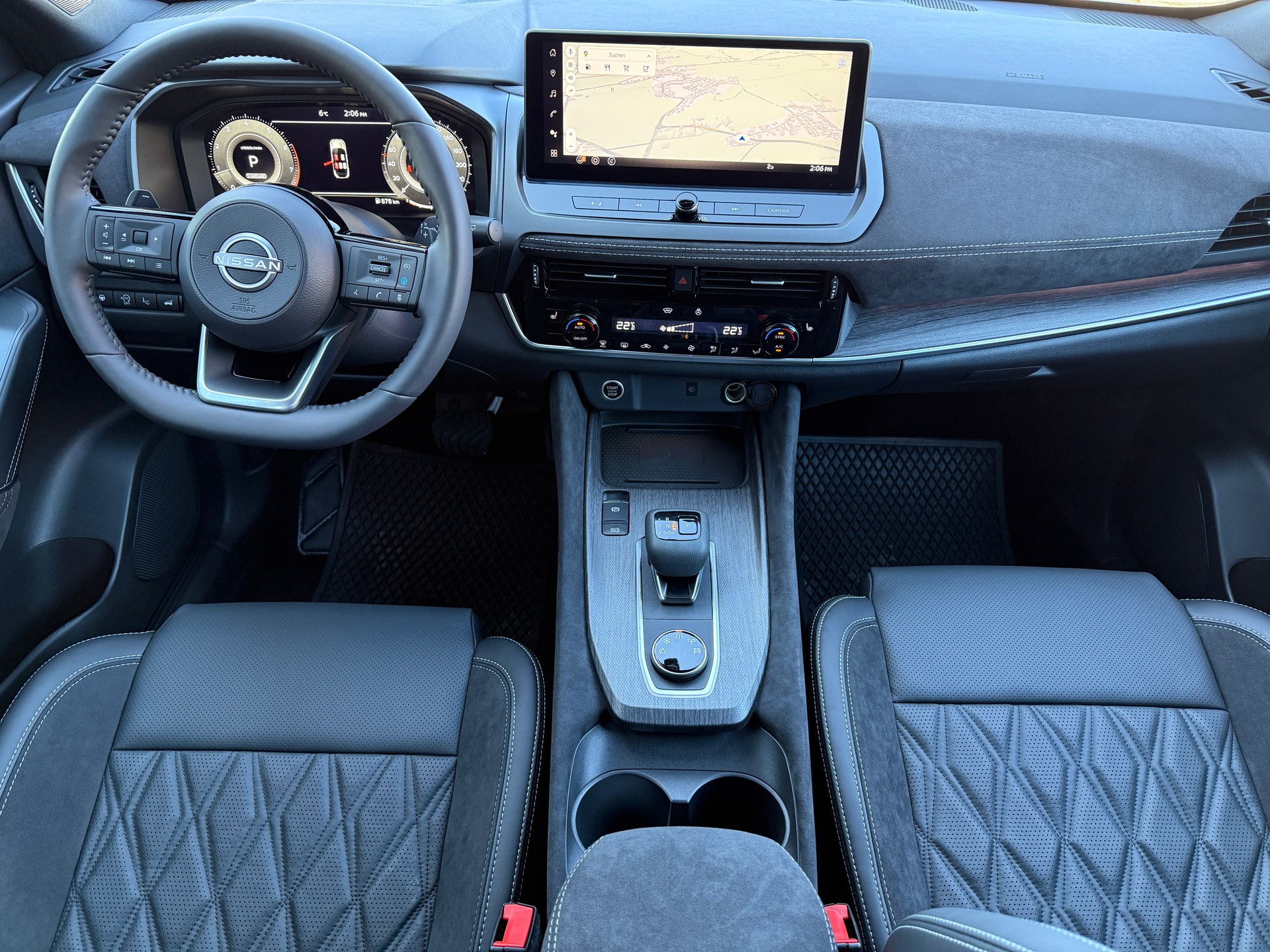 NISSAN Qashqai 1.3 MHEV Tekna+ 4x4-image-6