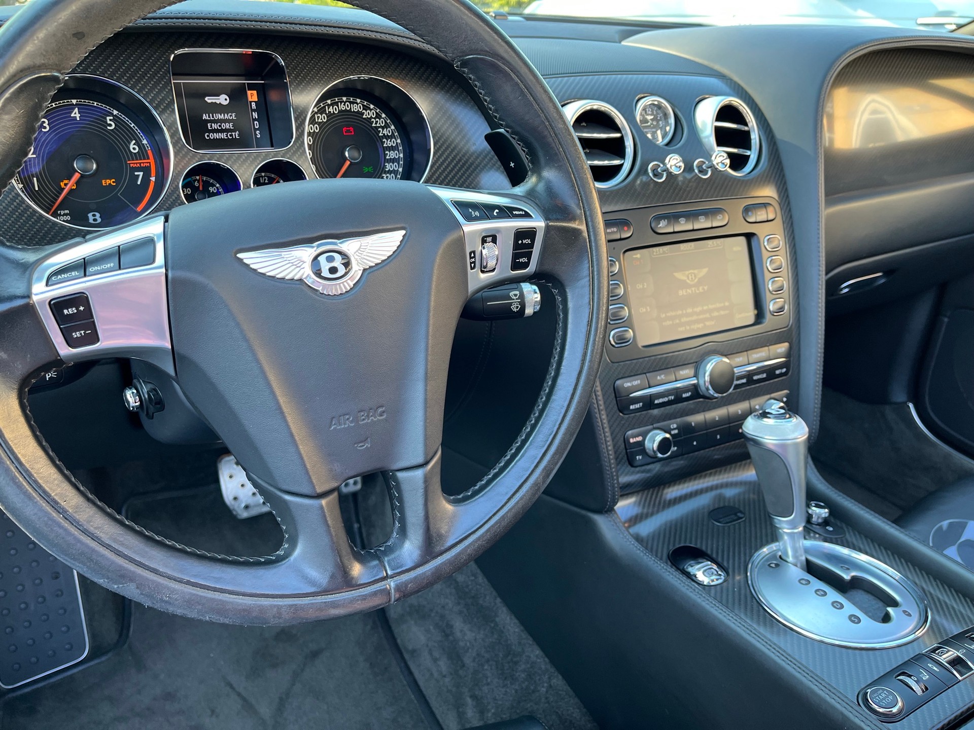 BENTLEY Continental Supersports Convertible 6.0-image-16