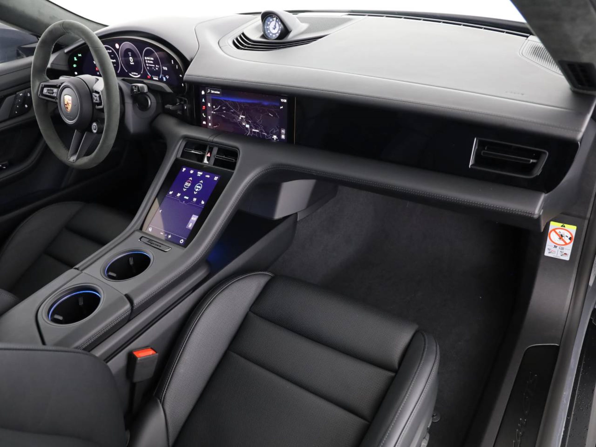 PORSCHE Taycan GTS-image-10