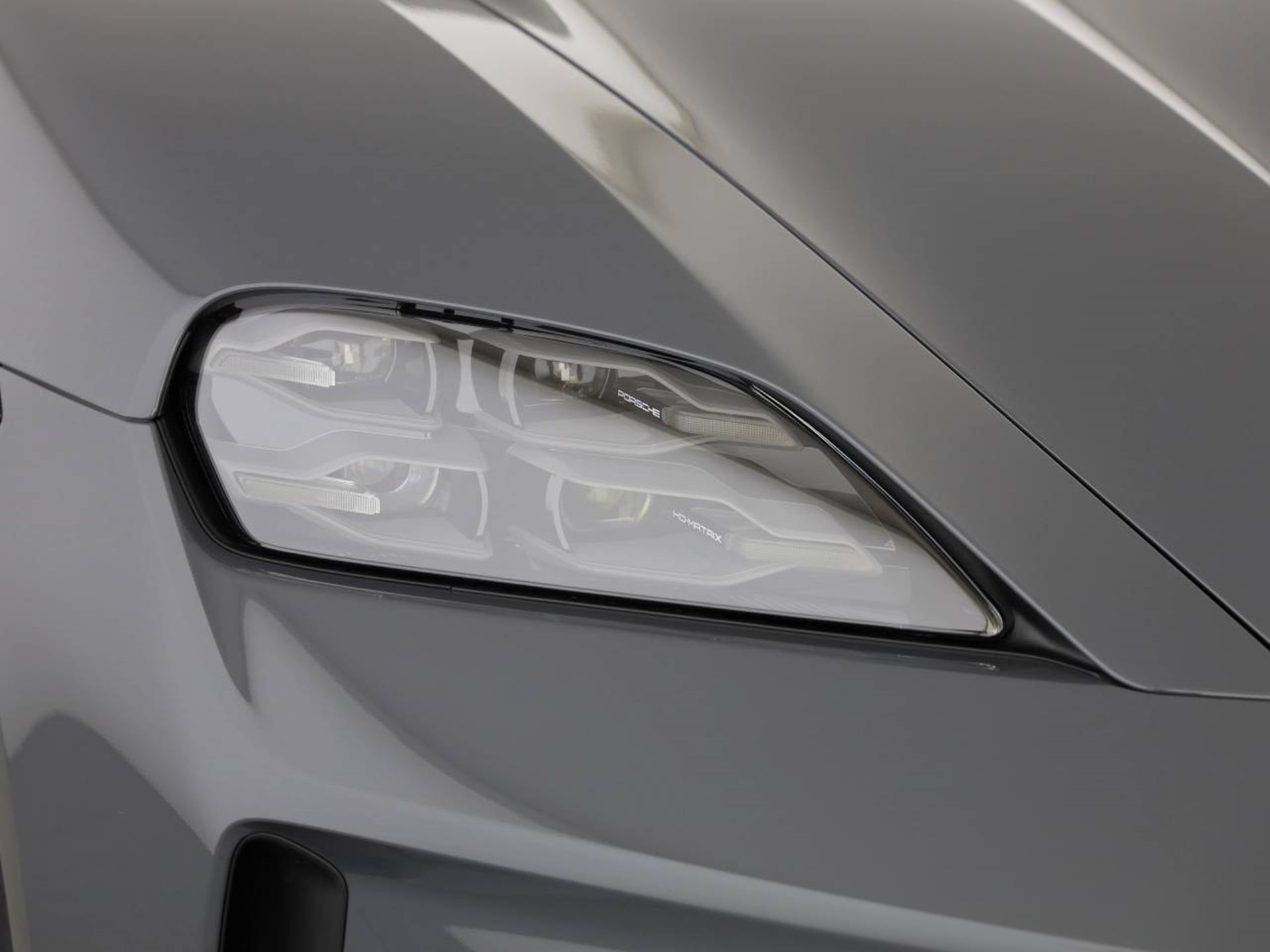 PORSCHE Taycan GTS-image-8
