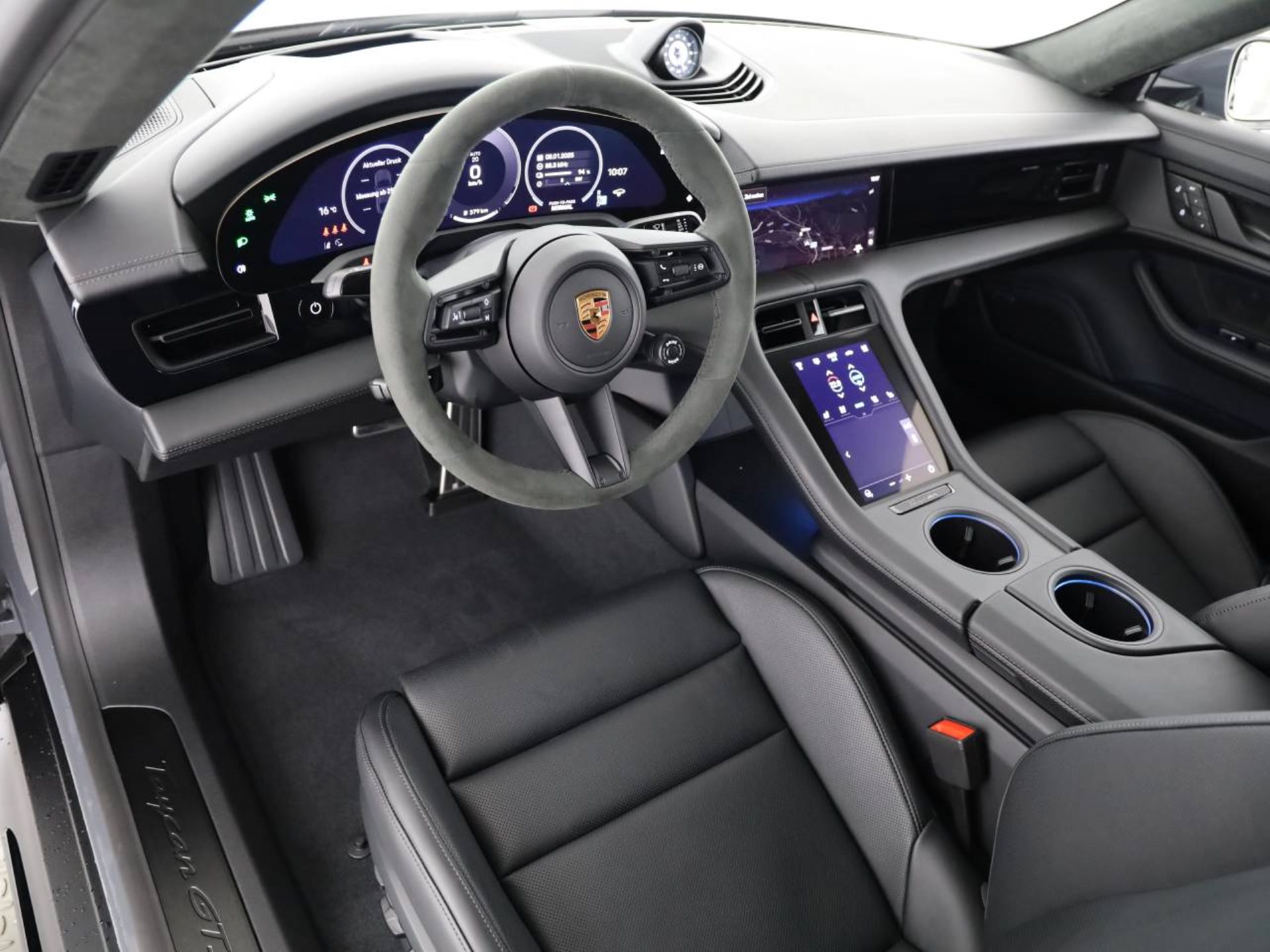 PORSCHE Taycan GTS-image-9